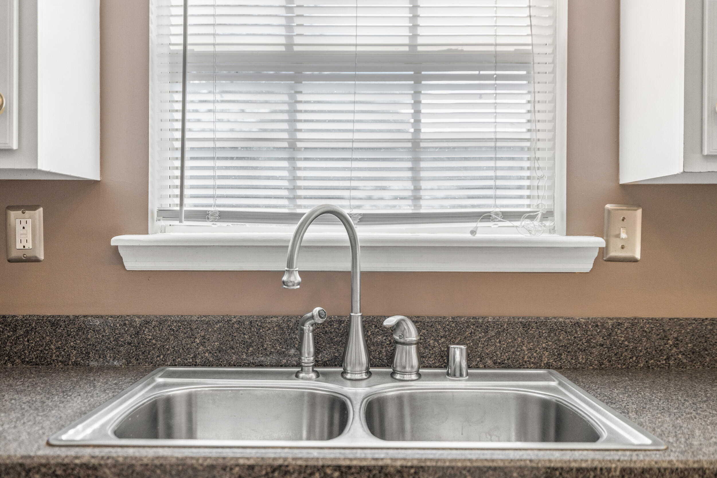 2532 Island Pond Road