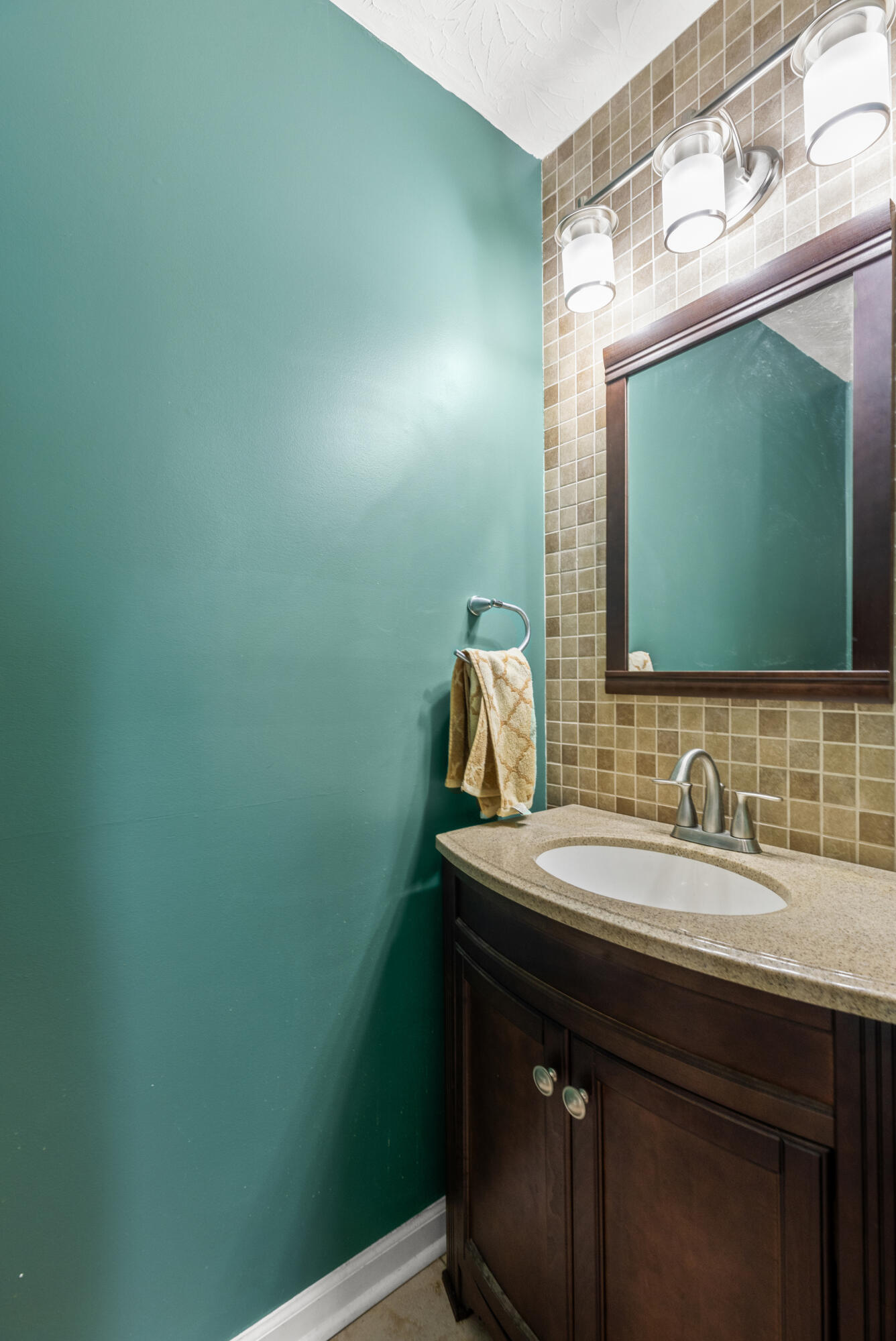 2532 Island Pond Road