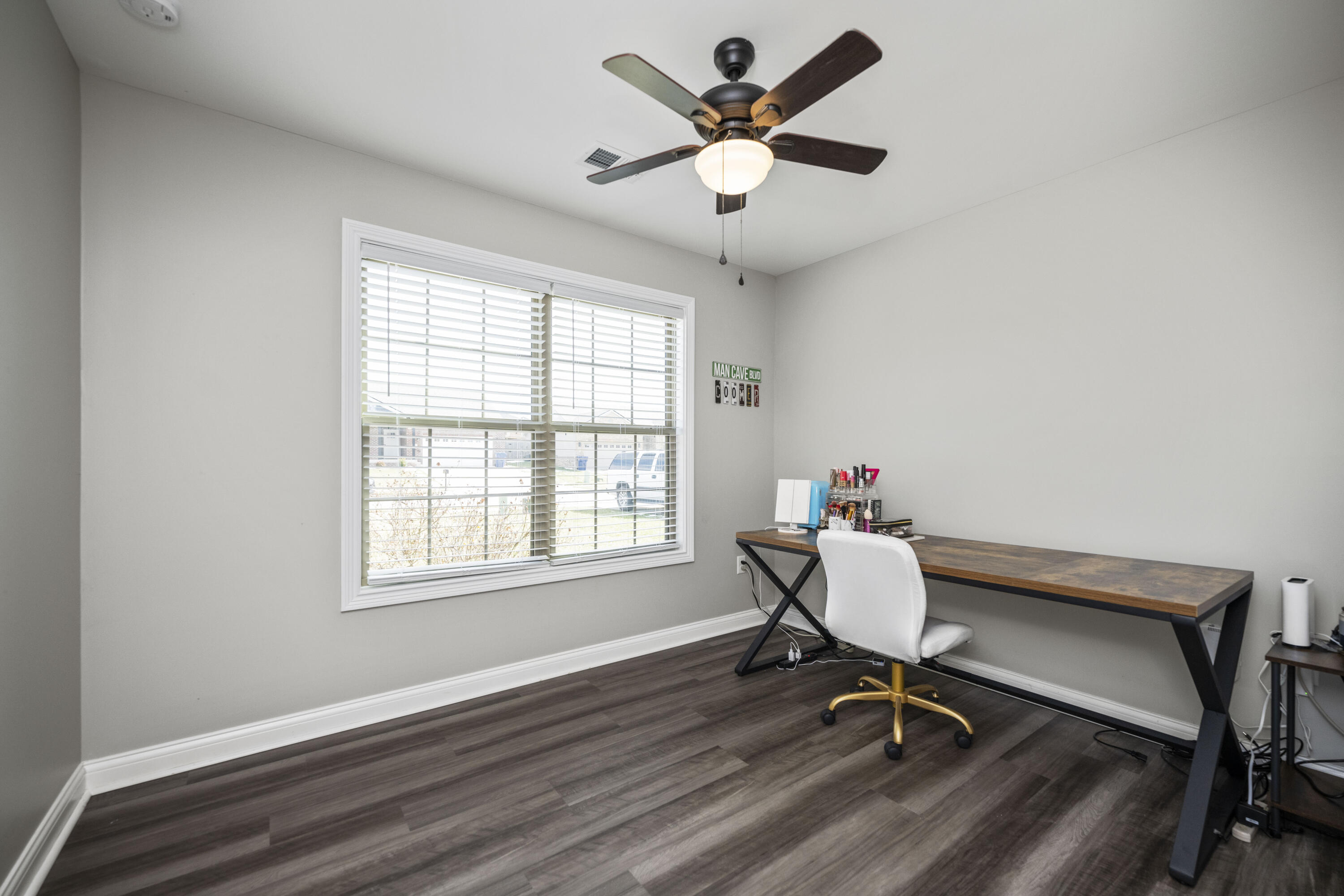 449 Middle Creek Way