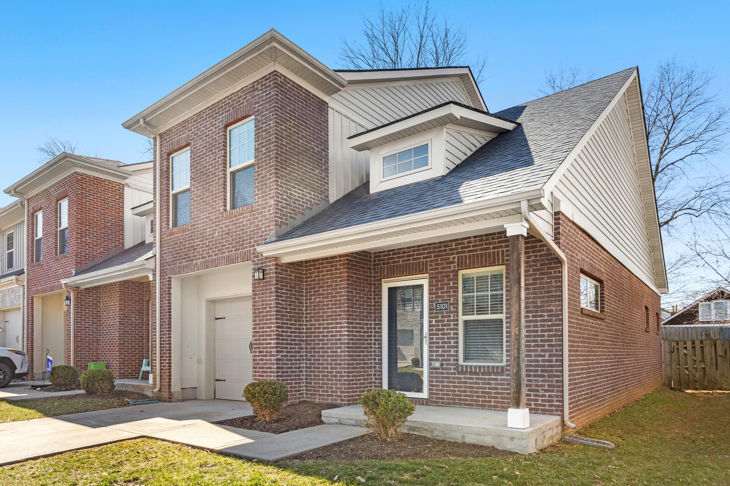 222 Midland Avenue, 5101