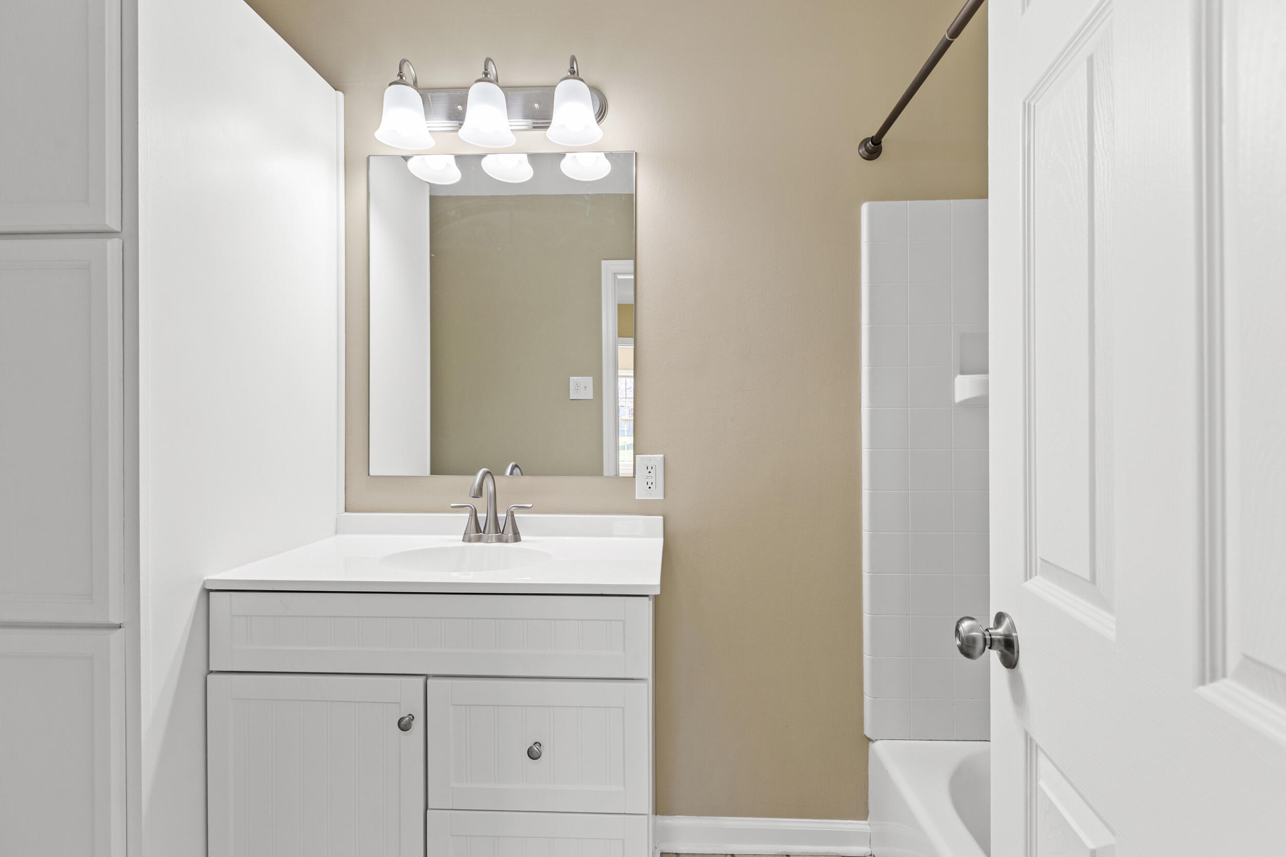 3576 King Arthur Drive