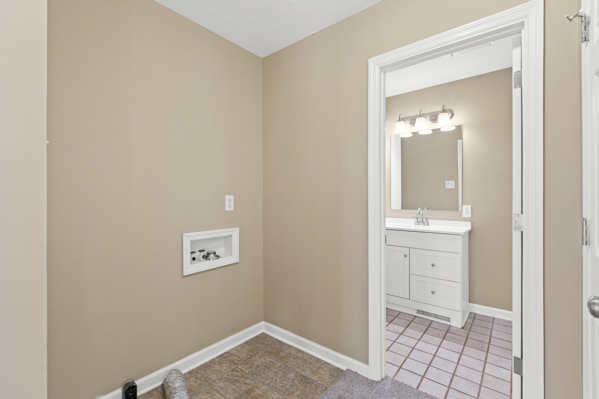 3576 King Arthur Drive