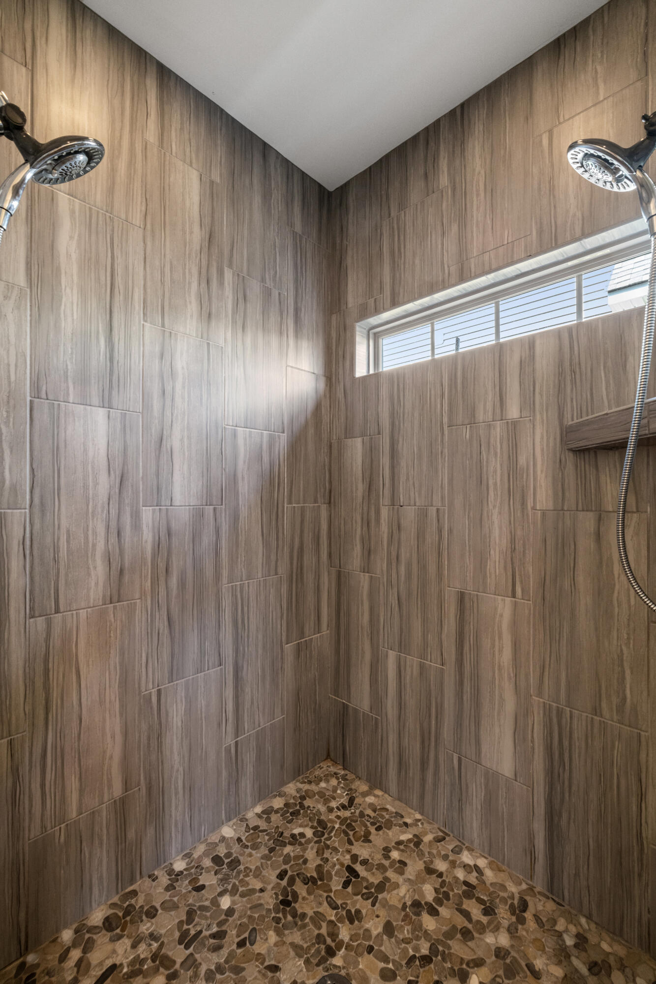 1637 Cornelius Trace