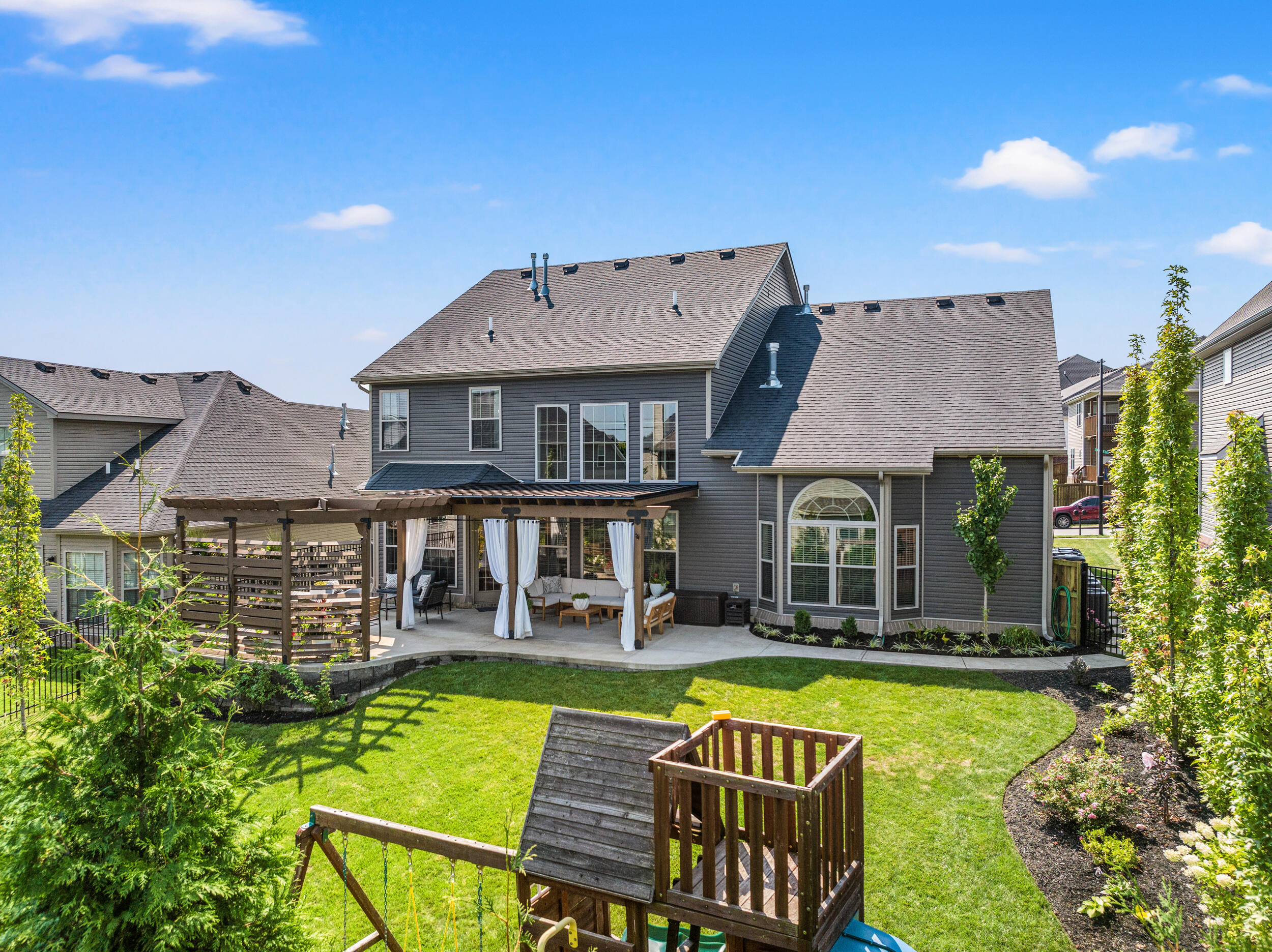 1637 Cornelius Trace