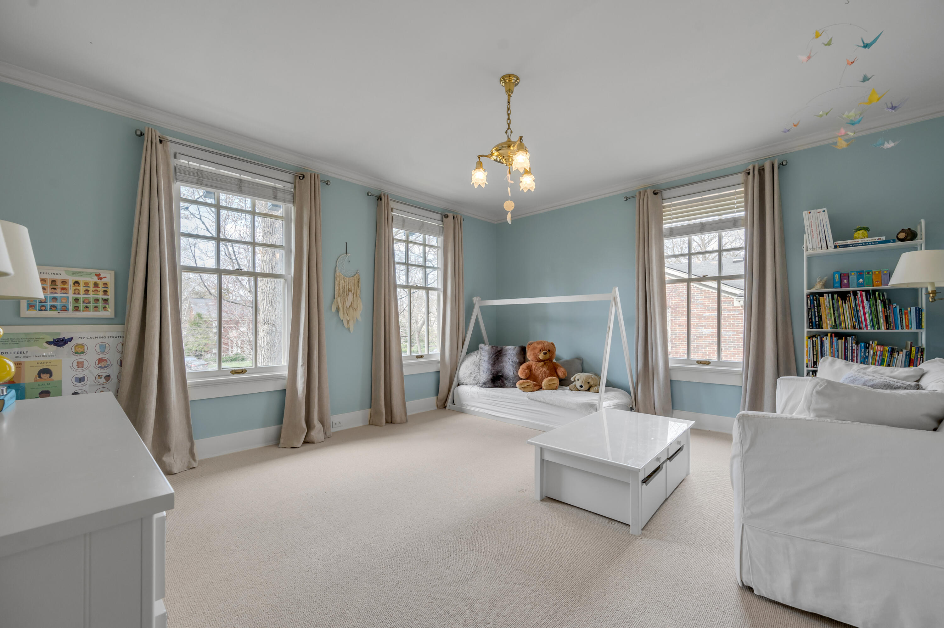 290 South Ashland Avenue