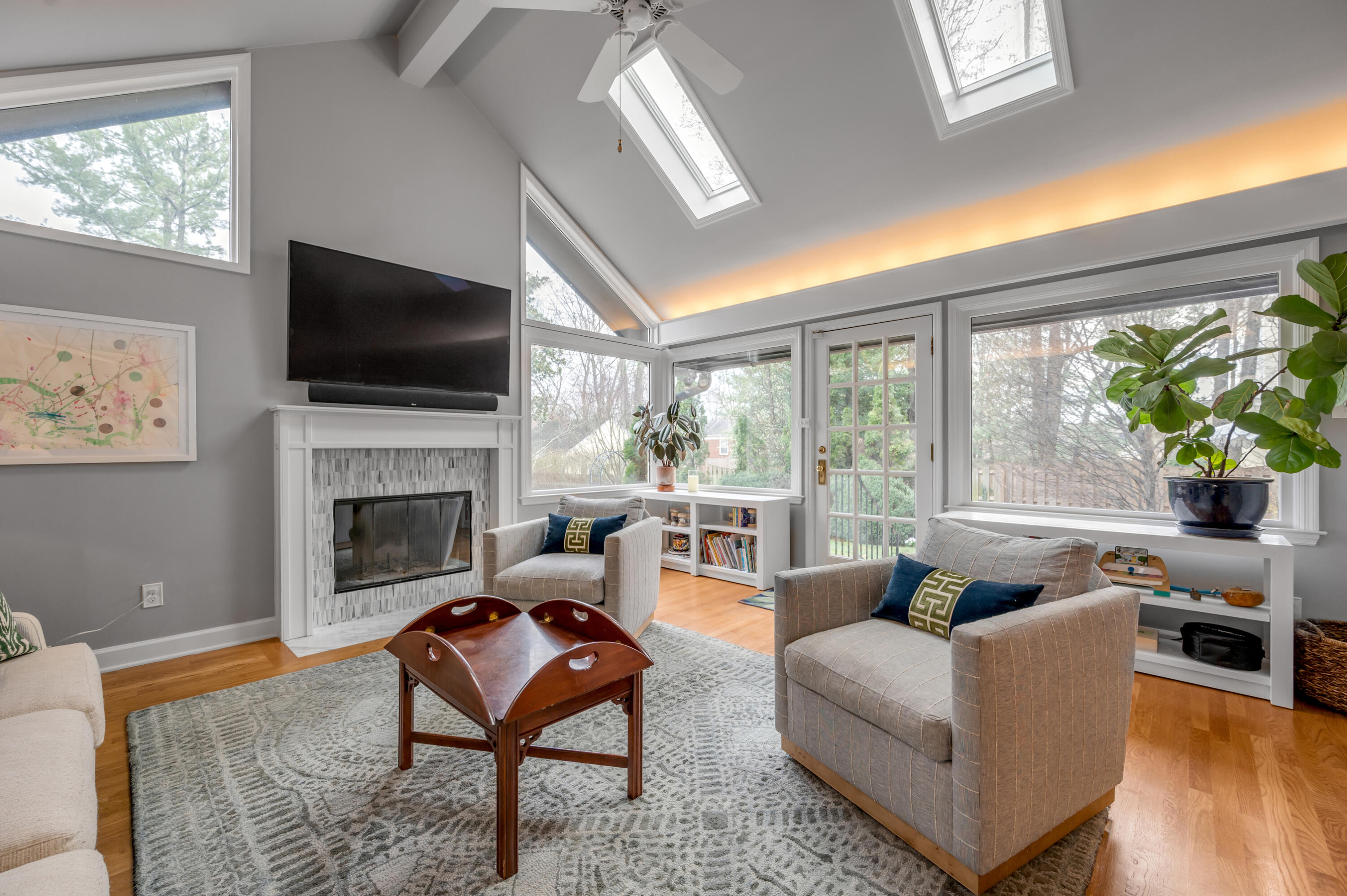 290 South Ashland Avenue