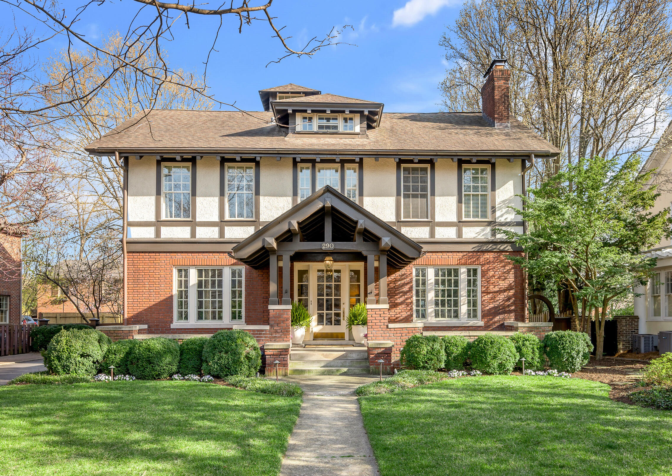 290 South Ashland Avenue