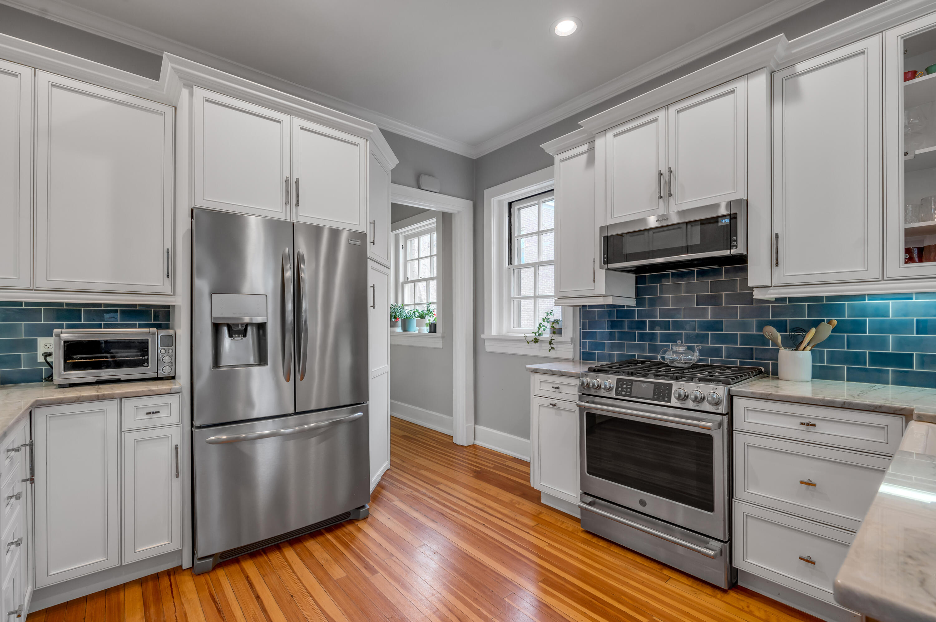 290 South Ashland Avenue