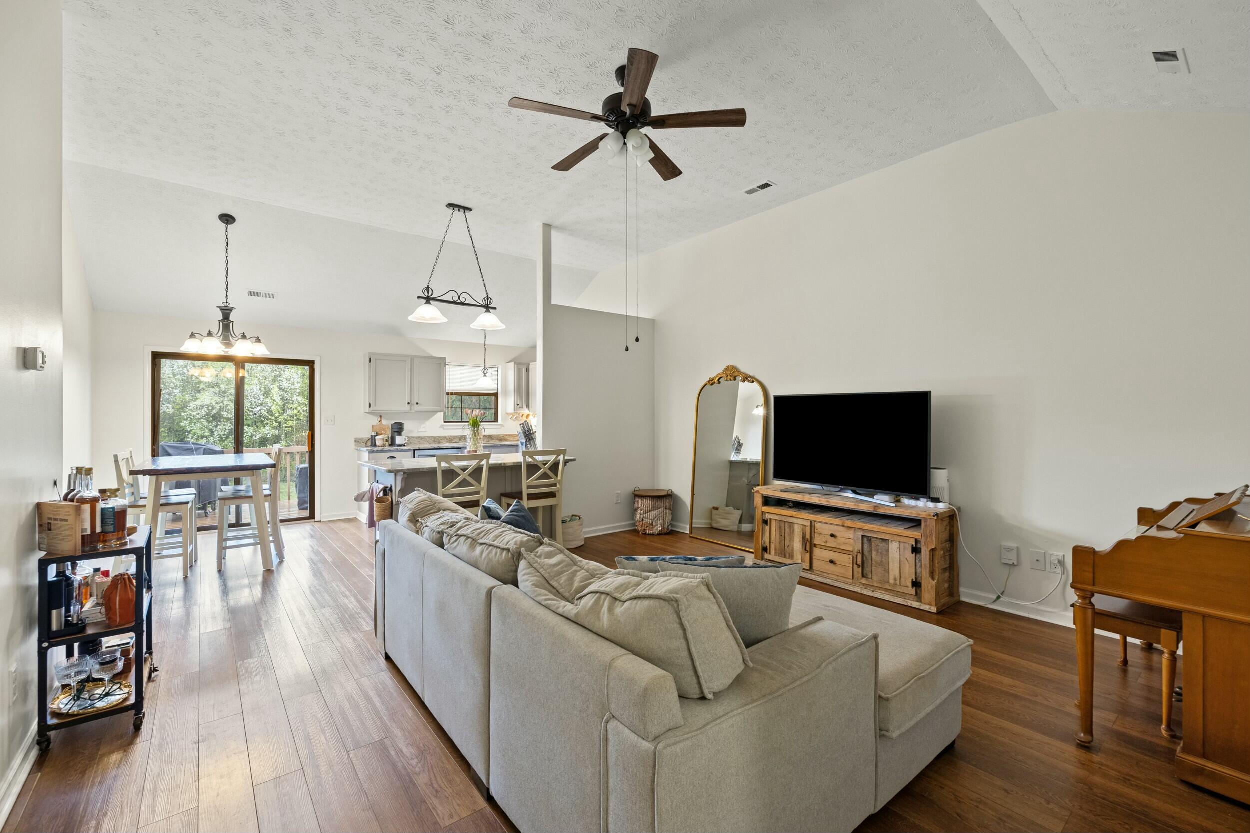 1344 Hartland Woods Way