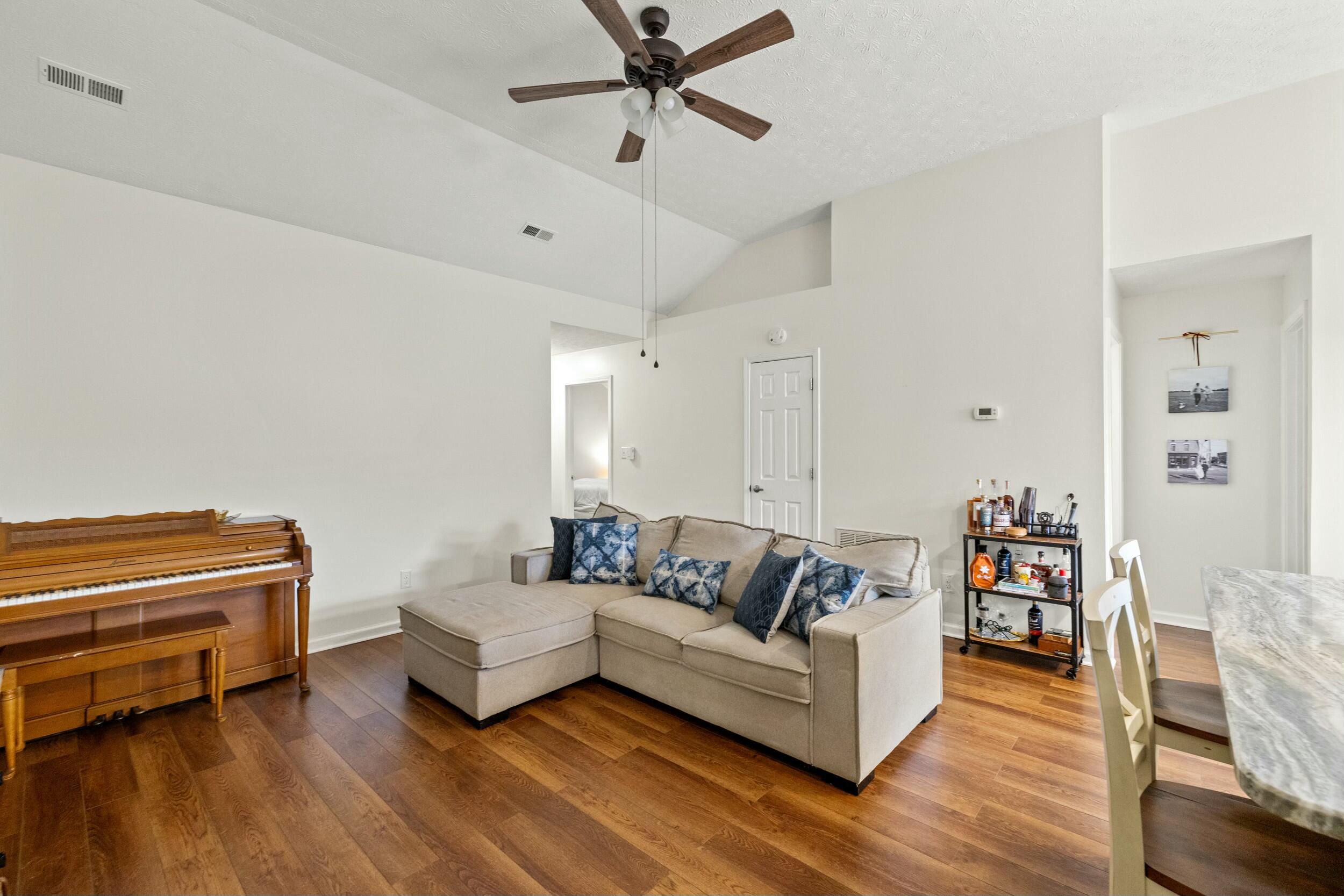 1344 Hartland Woods Way