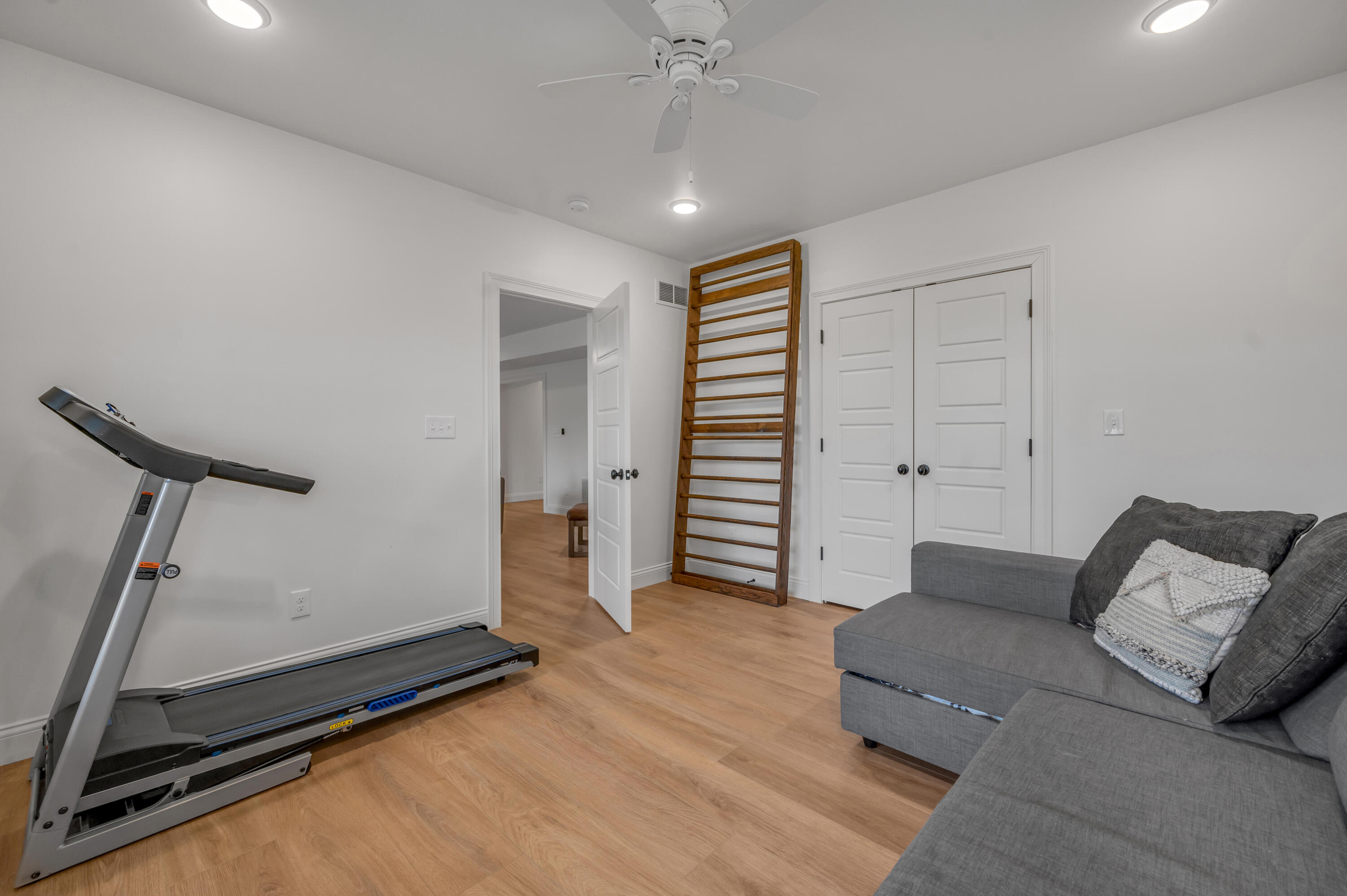 4344 Steamboat Road