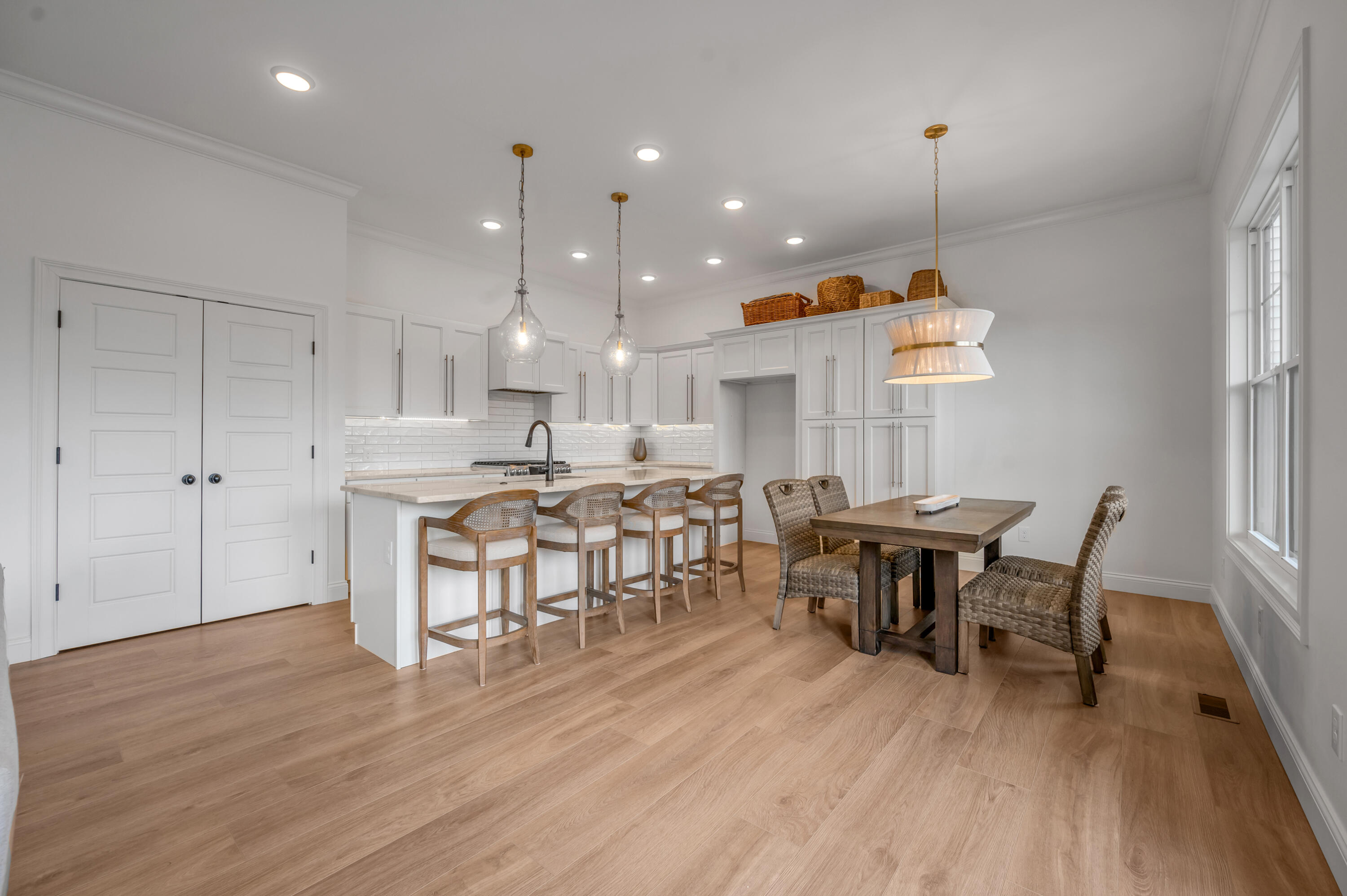4344 Steamboat Road