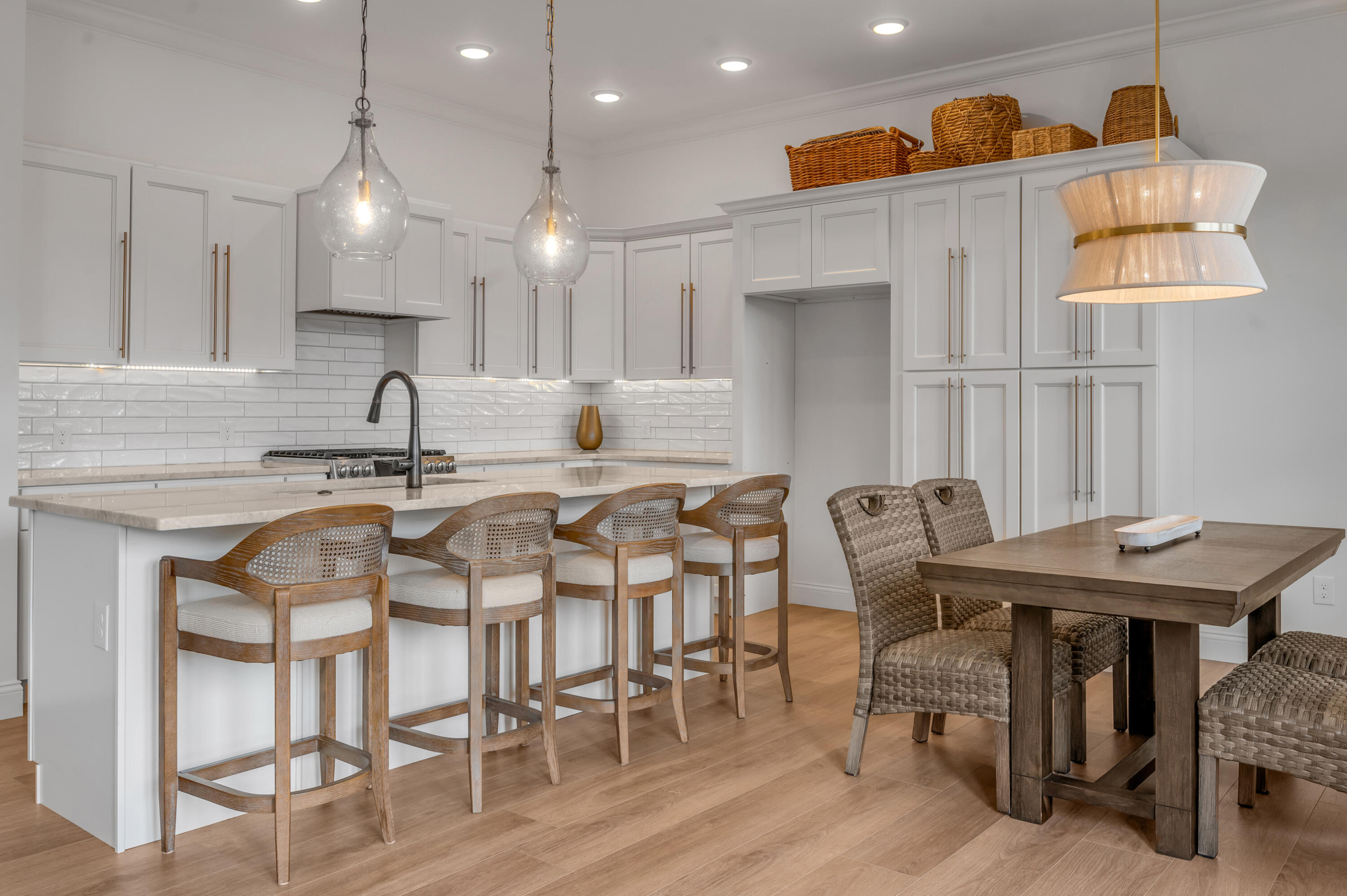 4344 Steamboat Road