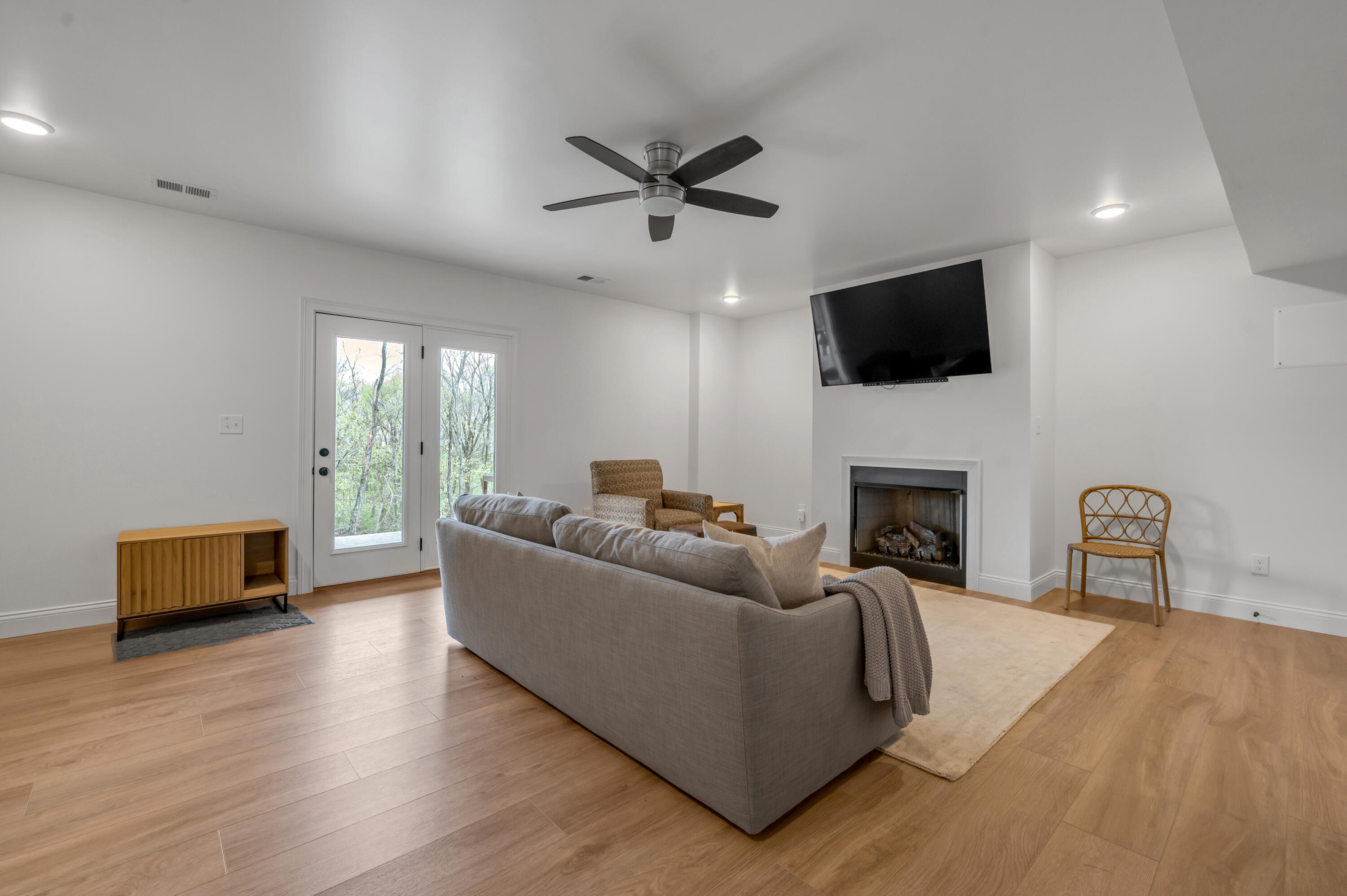4344 Steamboat Road