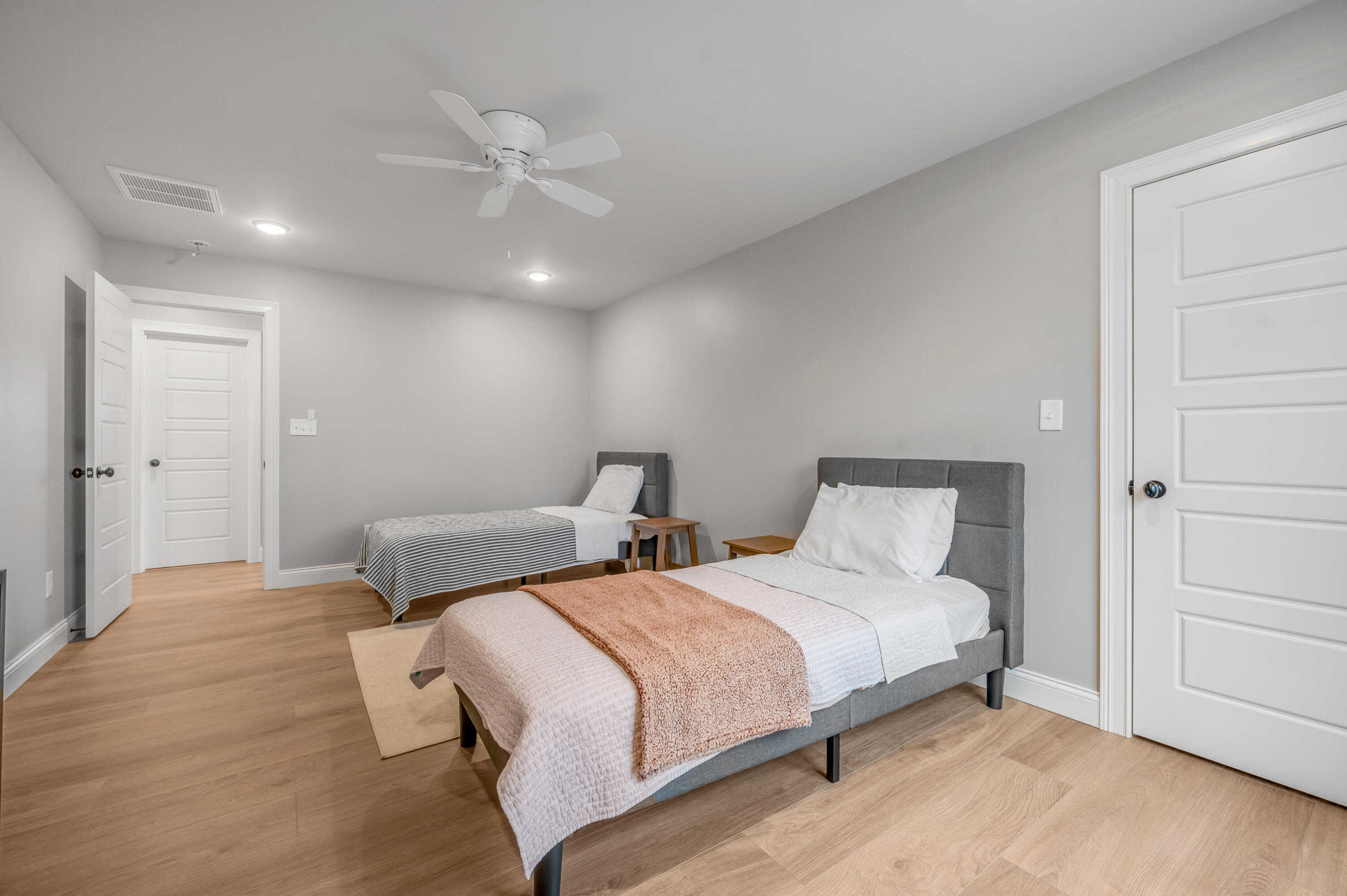 4344 Steamboat Road