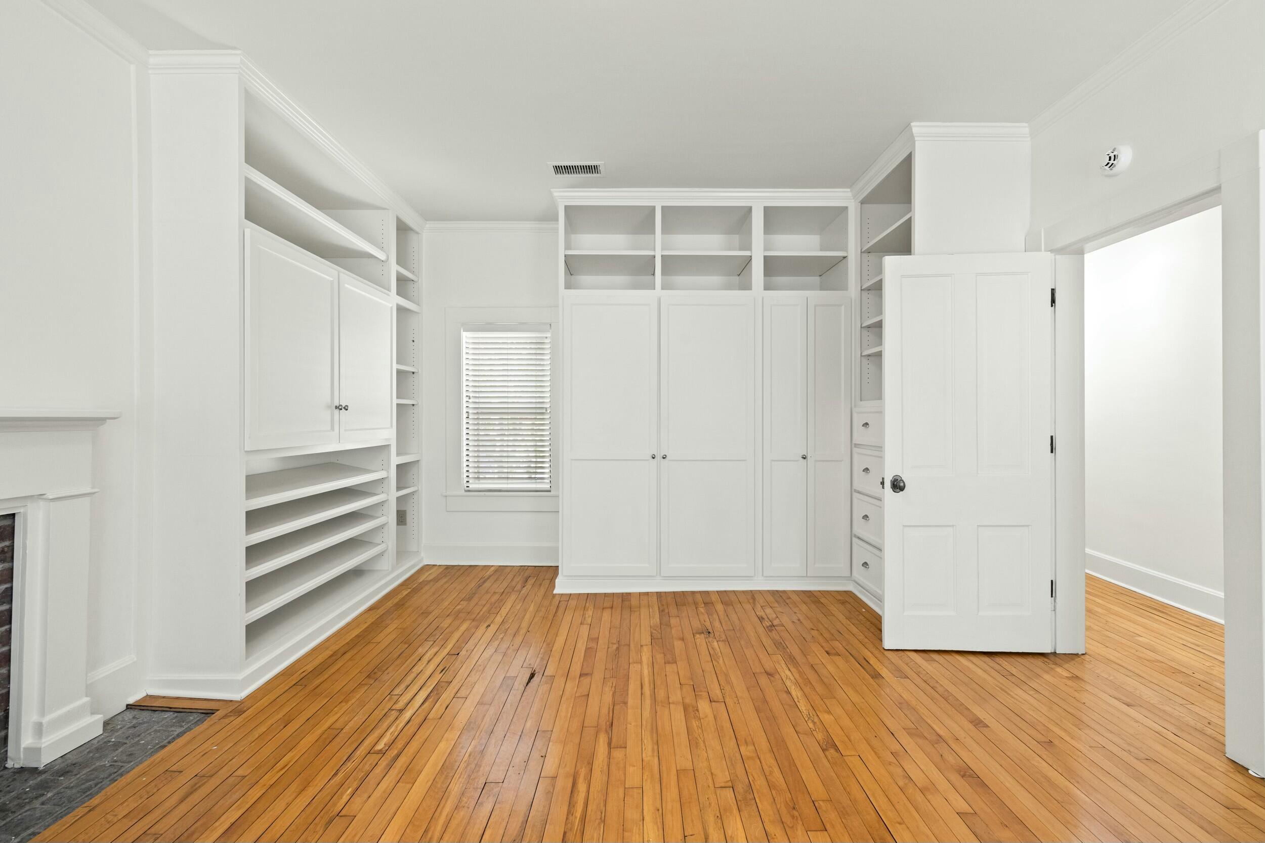 628 West Short Street