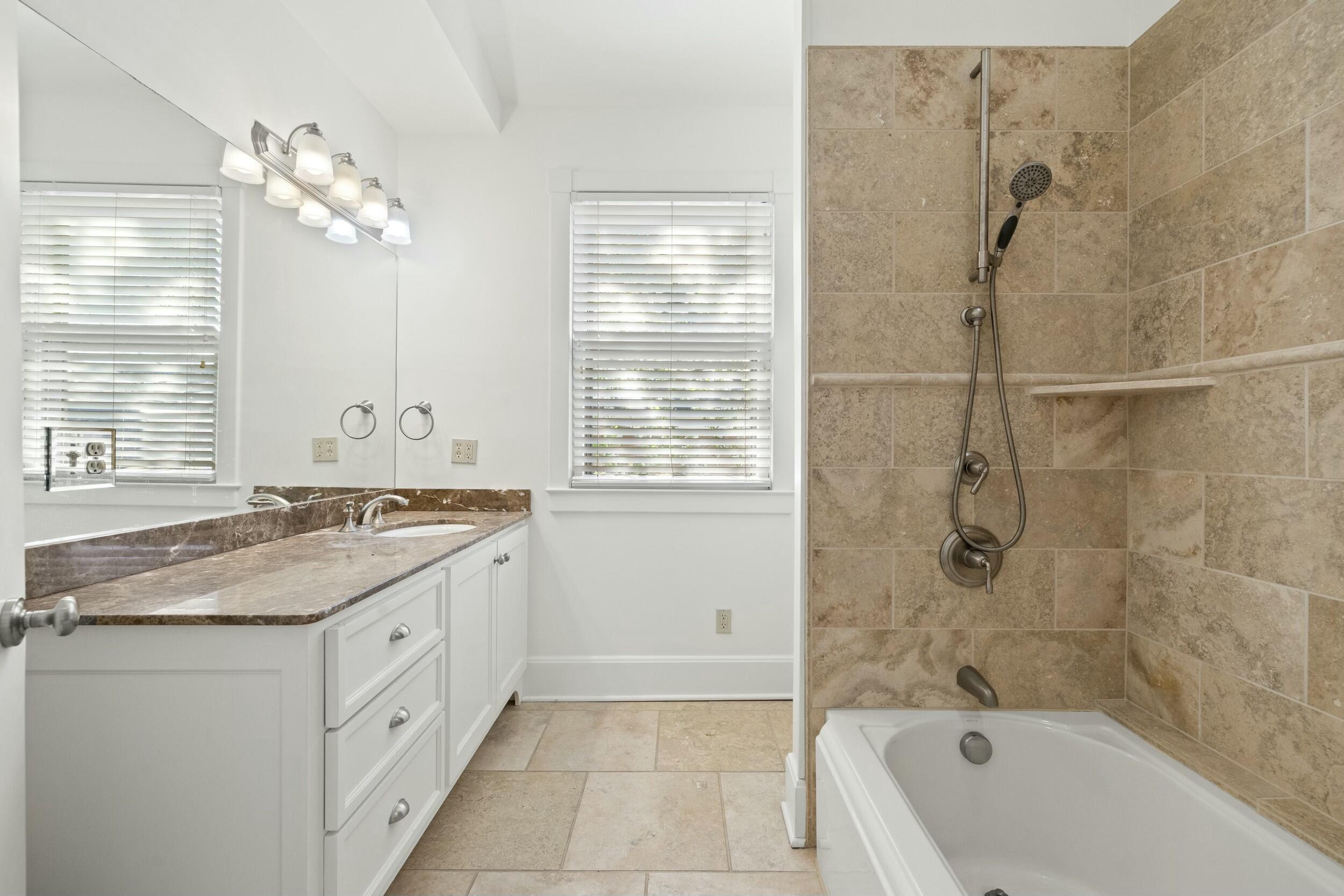 628 West Short Street