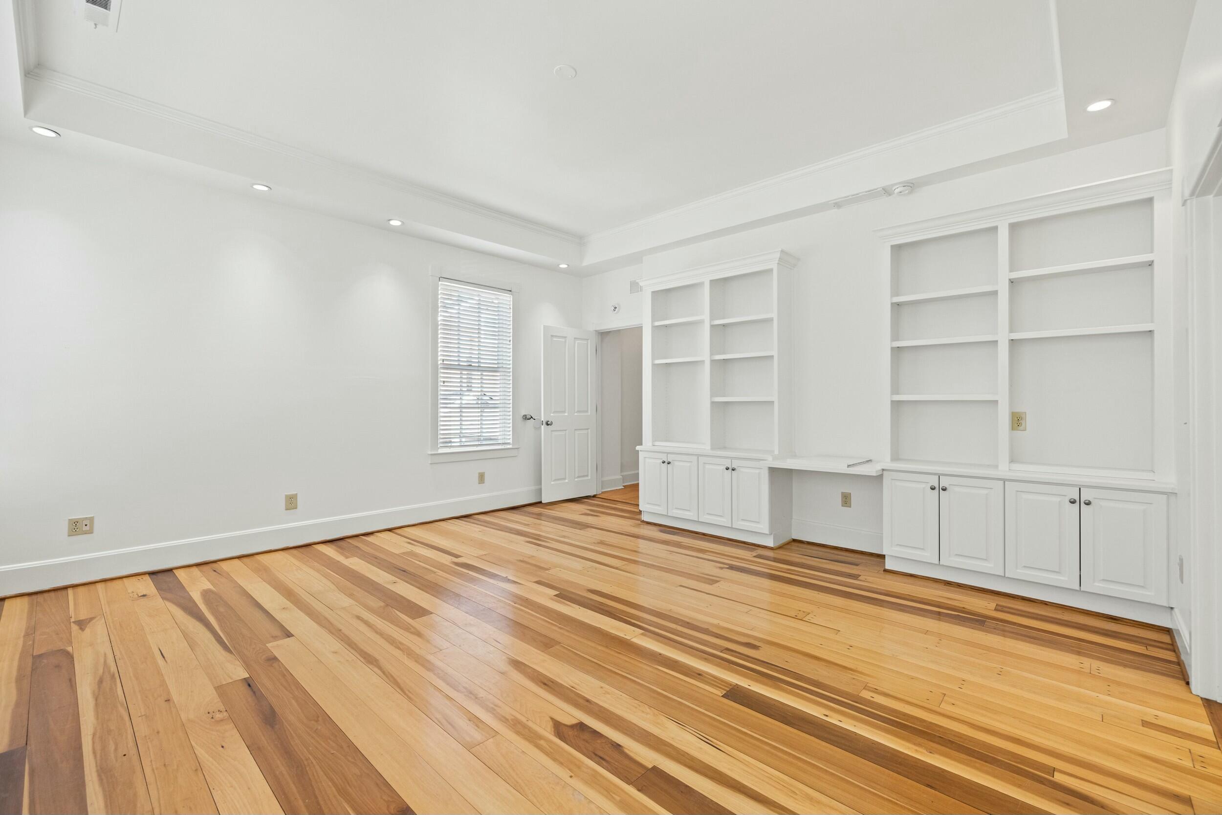 628 West Short Street