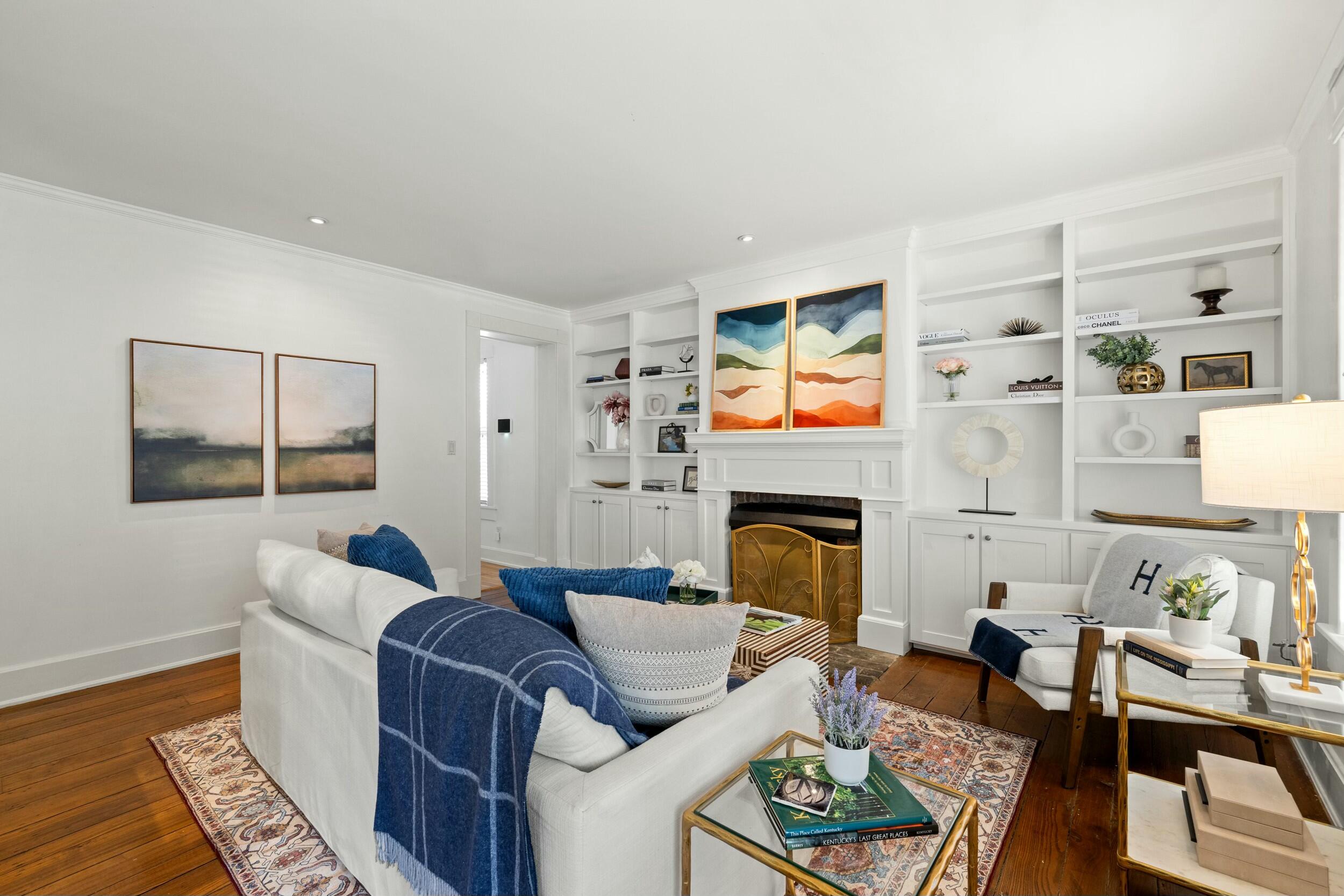 628 West Short Street