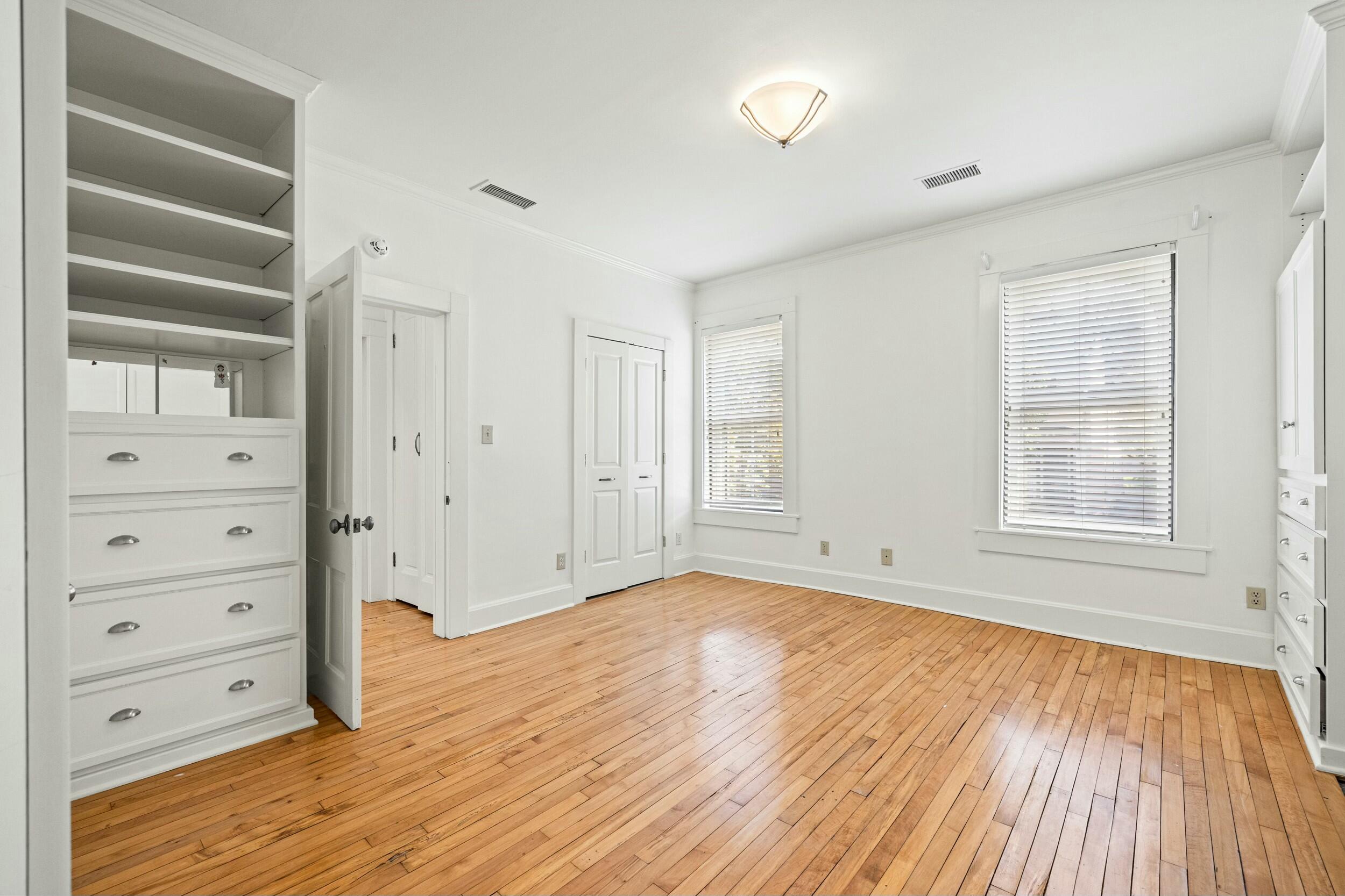 628 West Short Street