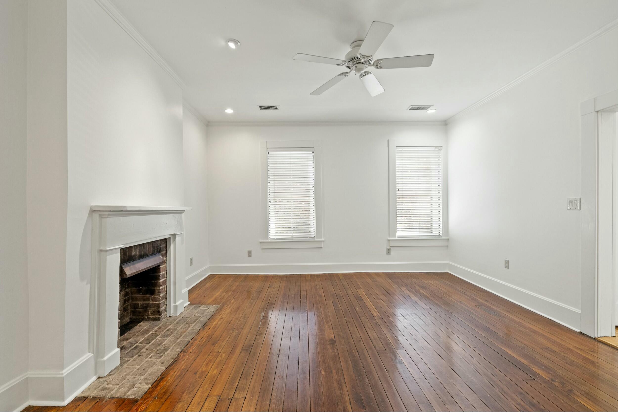 628 West Short Street