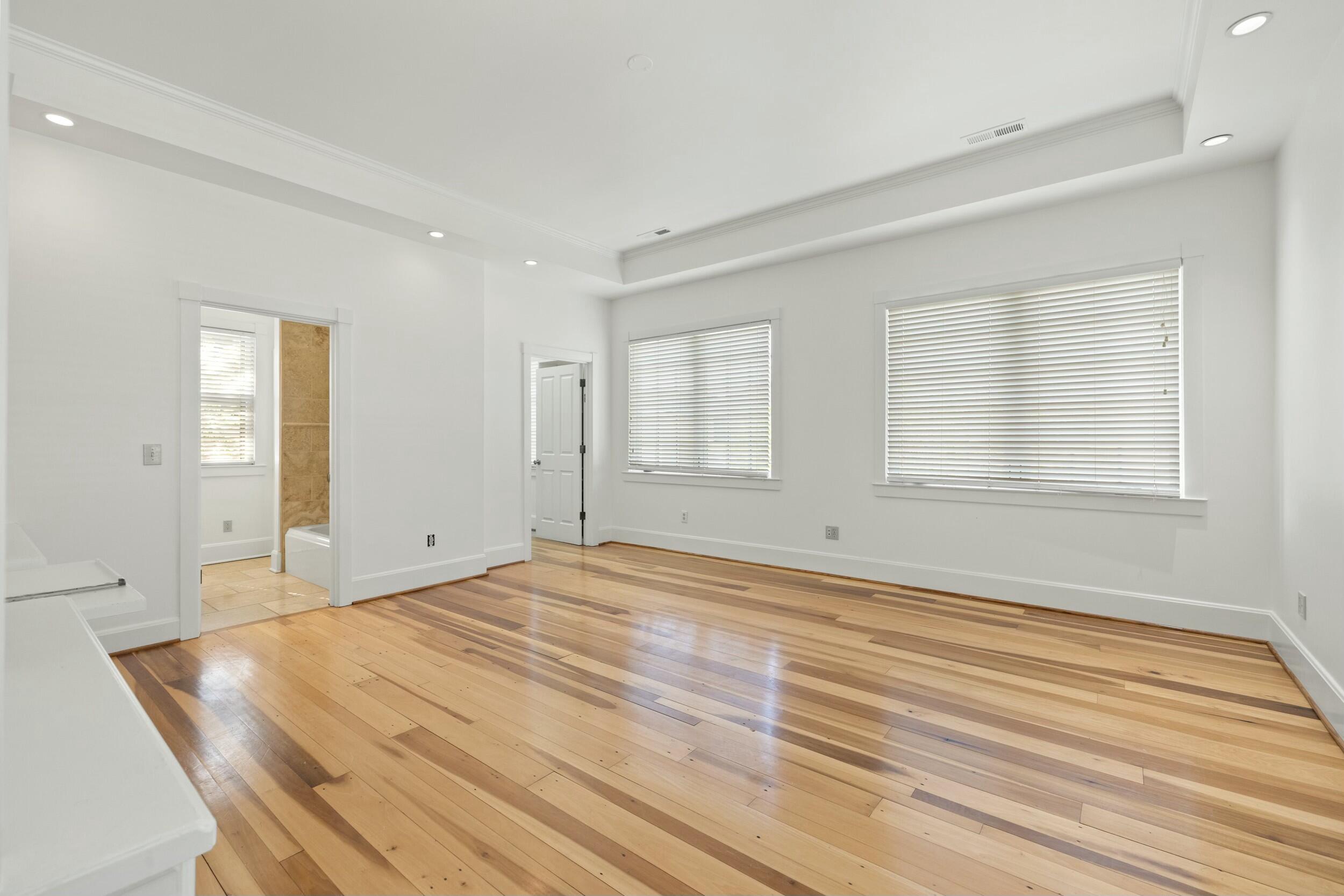 628 West Short Street