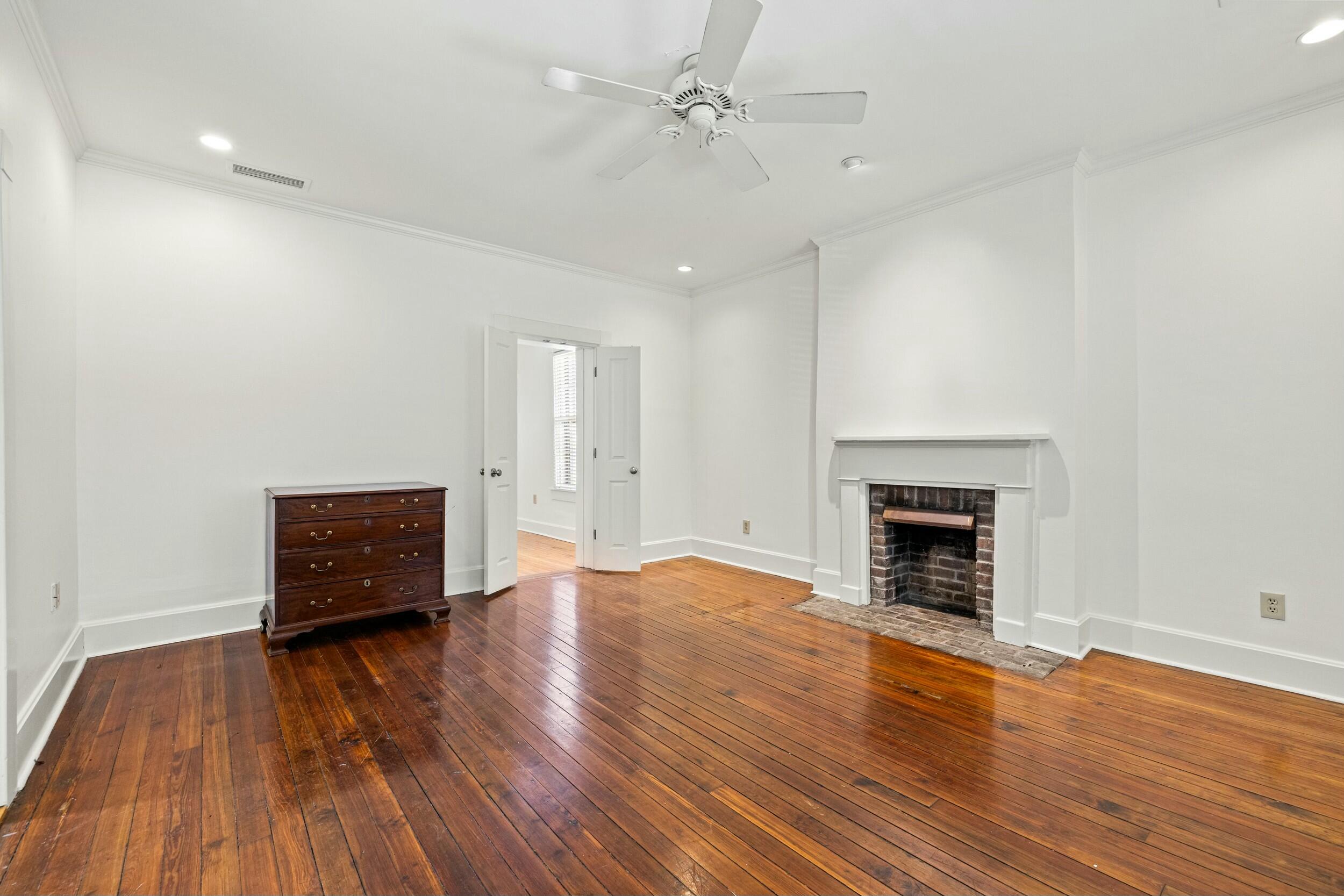 628 West Short Street