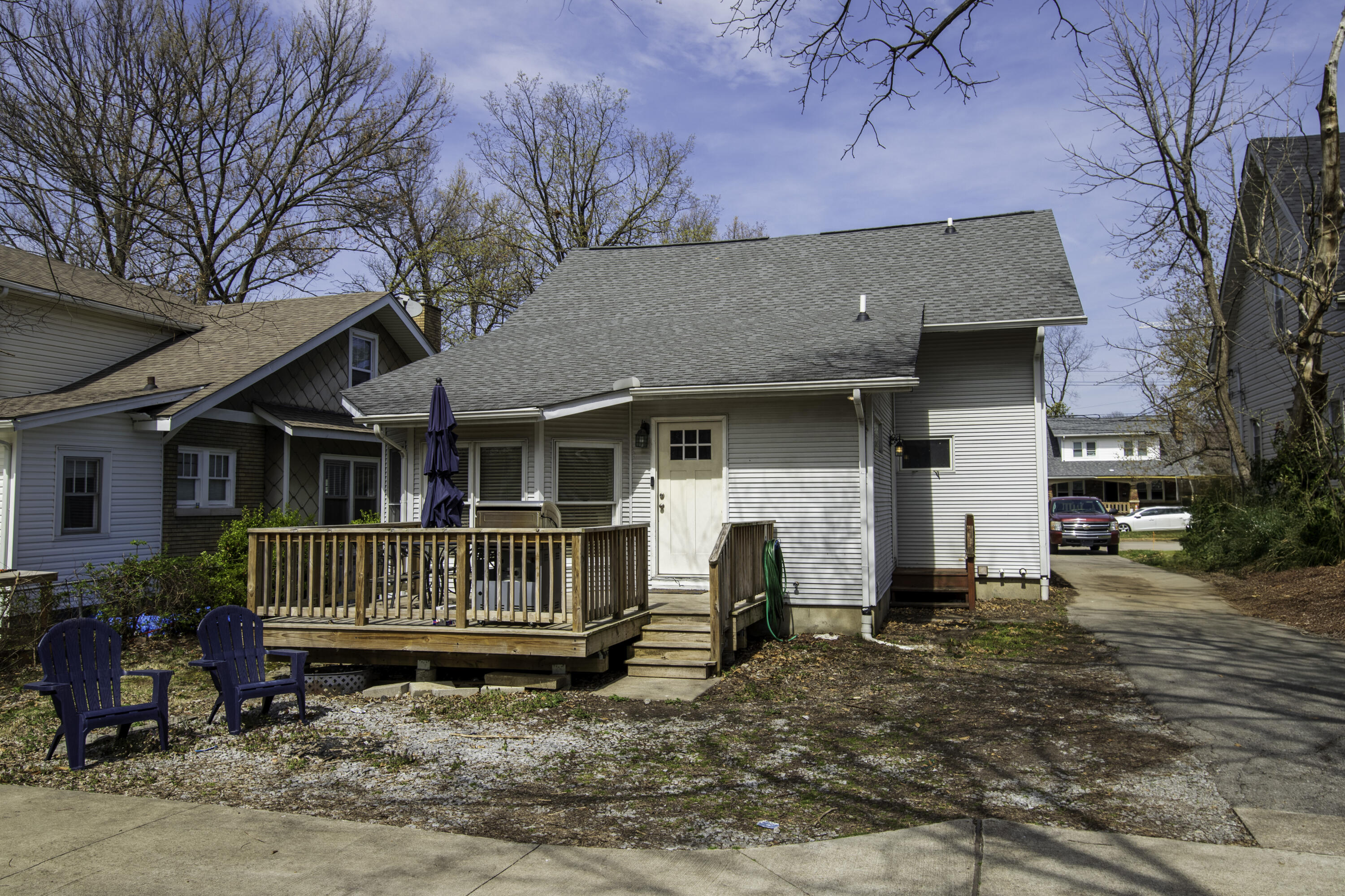 216 Forest Park Road