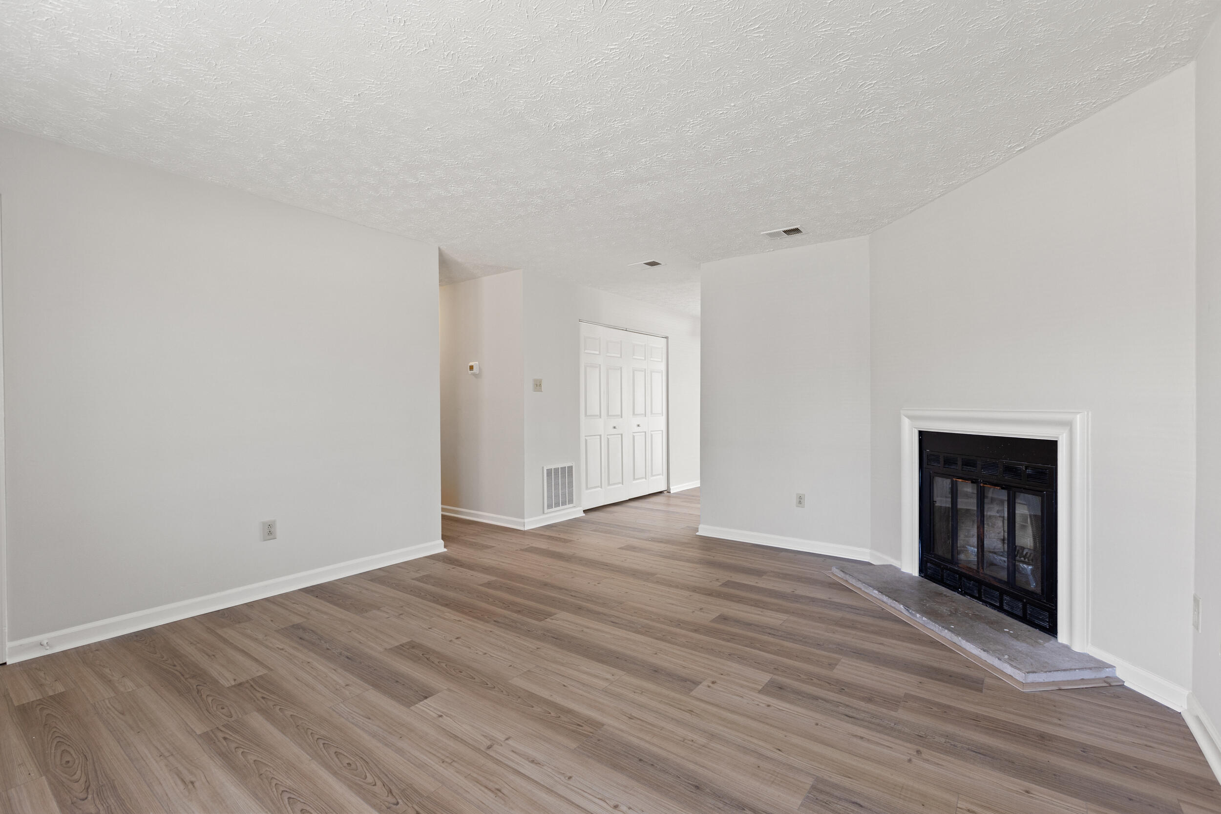 3409 Woodspring Drive