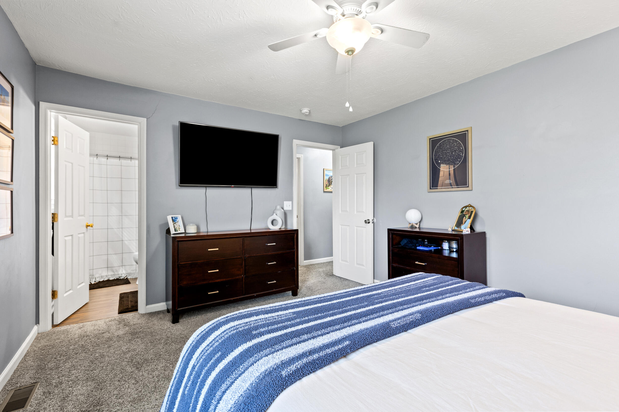 1025 Blackwell Court, A & B