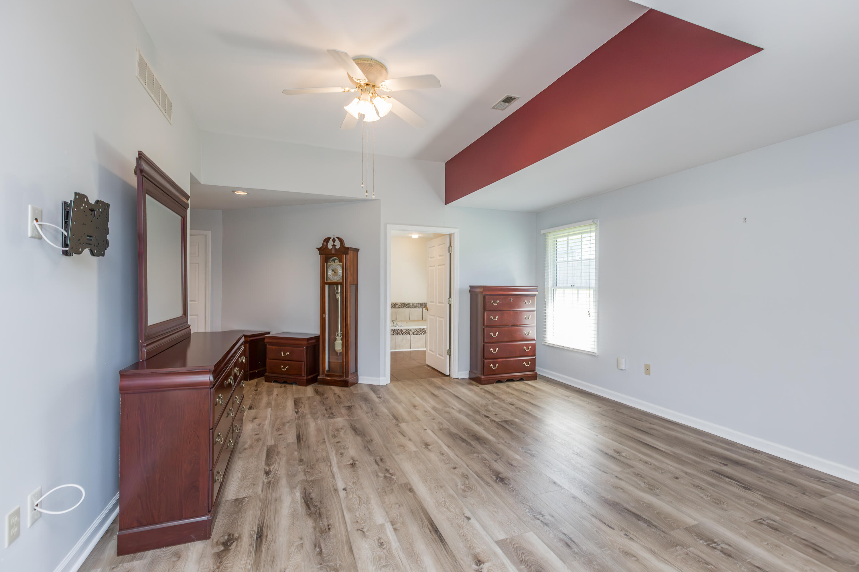 113 Derby Drive
