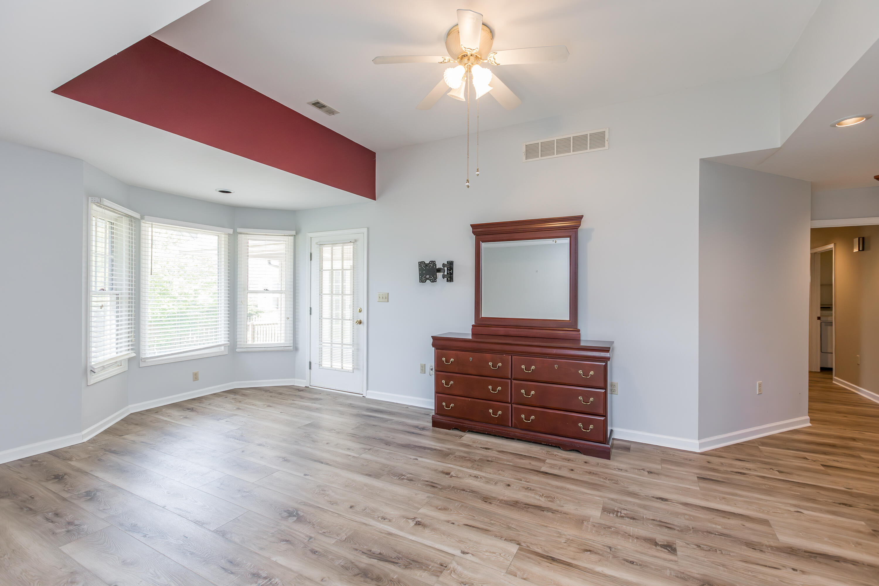 113 Derby Drive