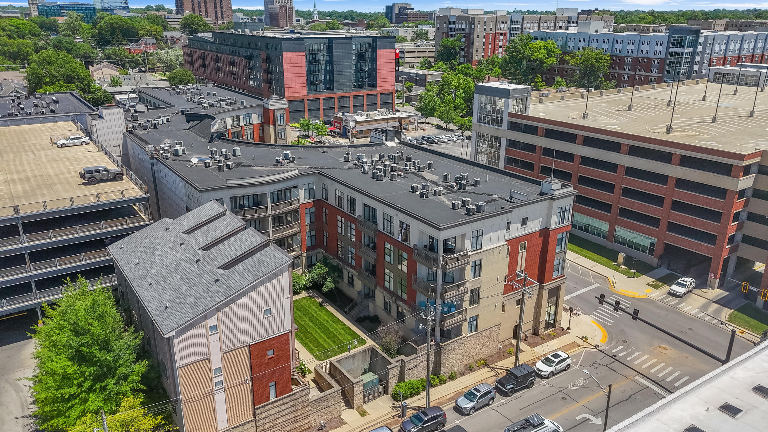 535 South Upper Street, 210