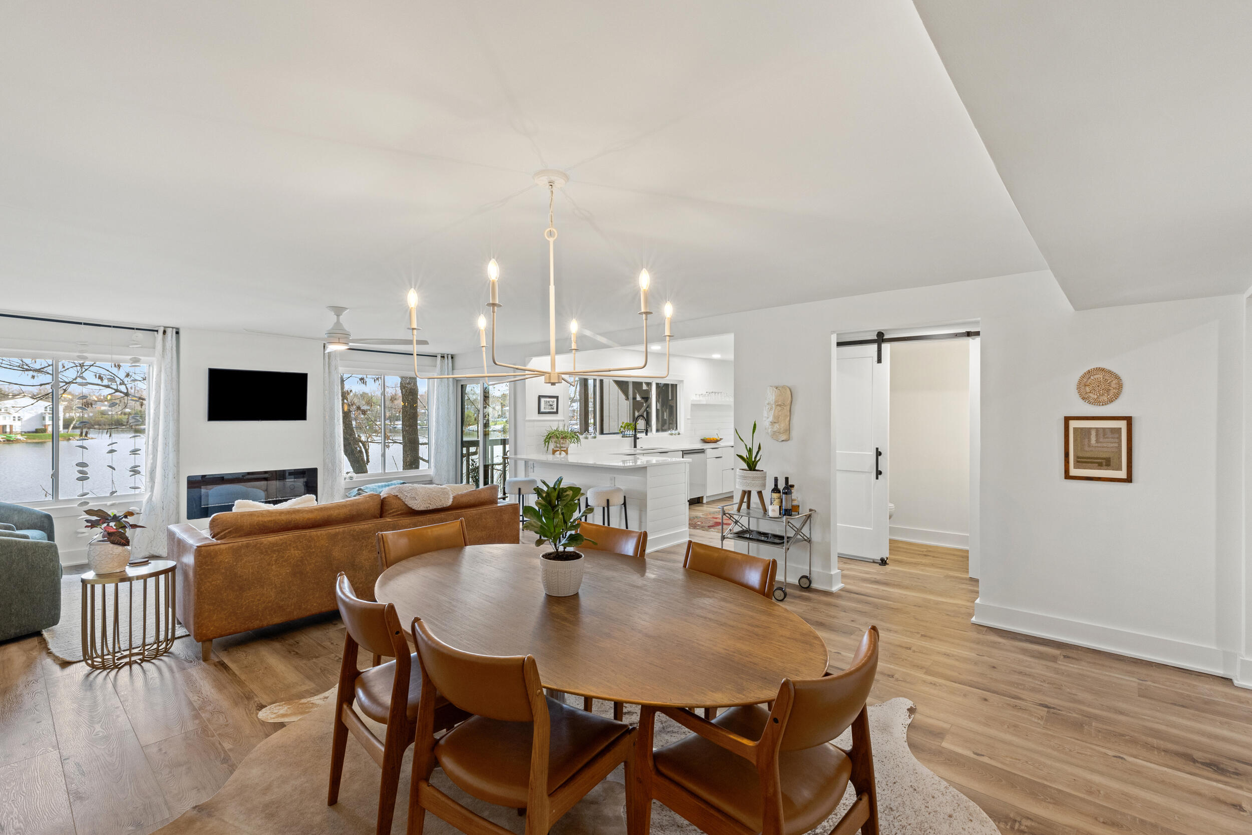 543 Laketower Drive, 140