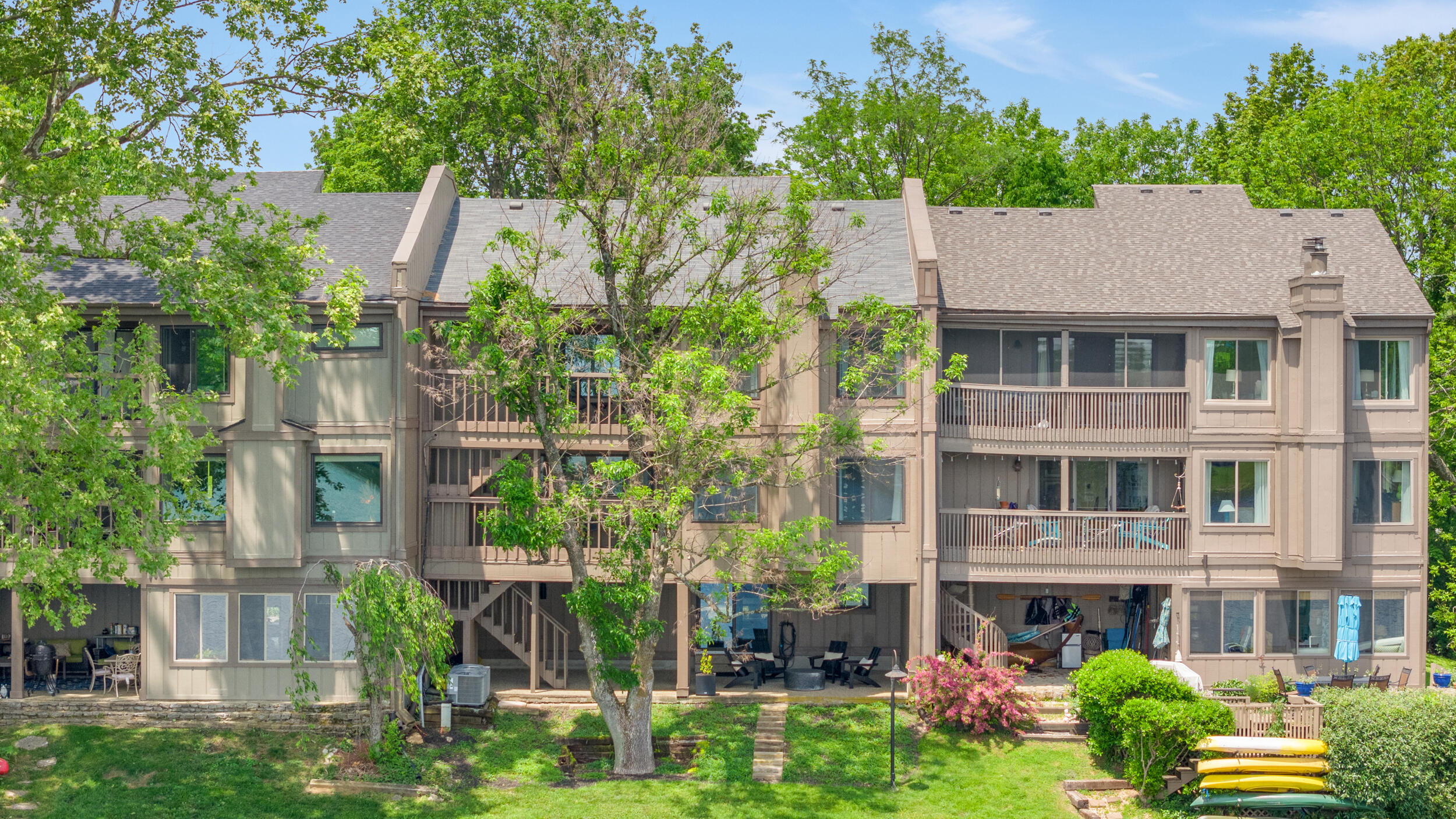 543 Laketower Drive, 140