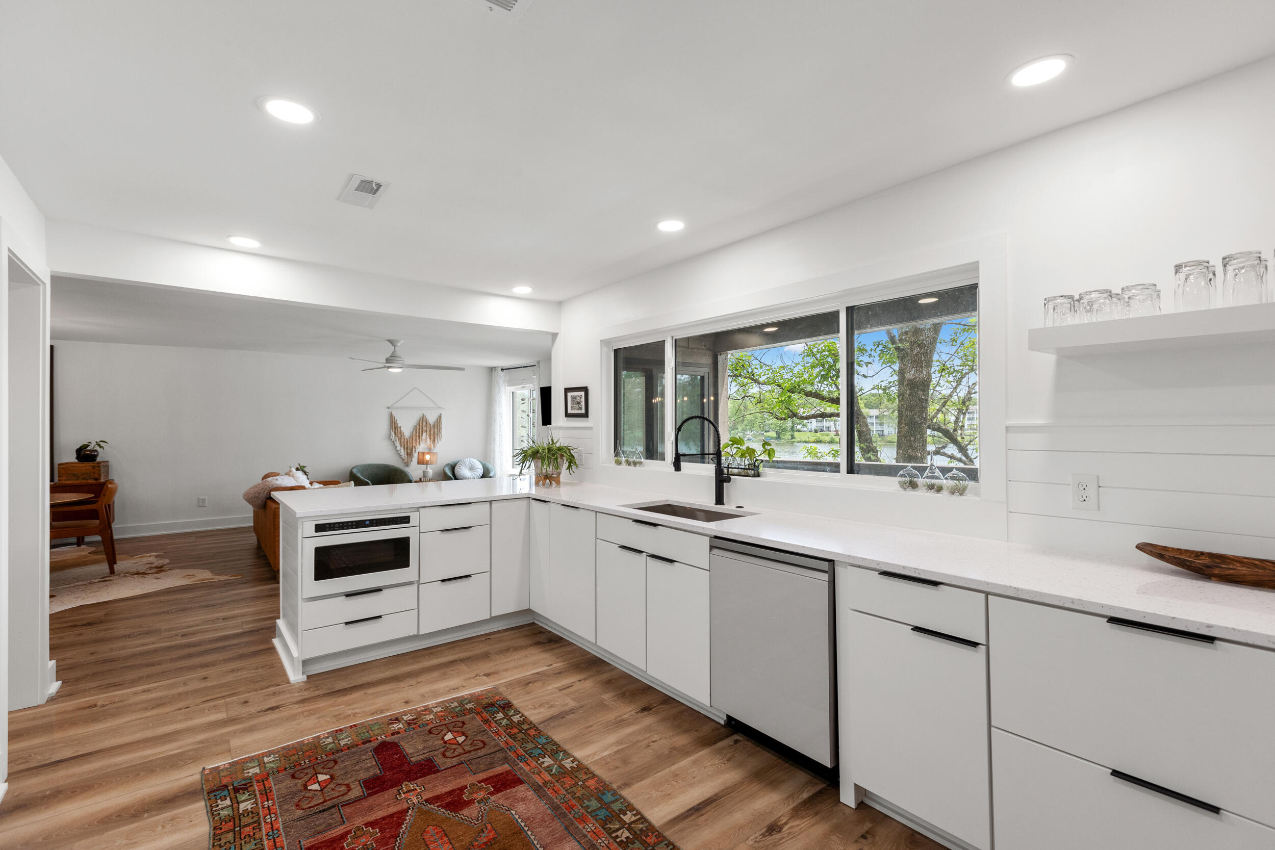 543 Laketower Drive, 140