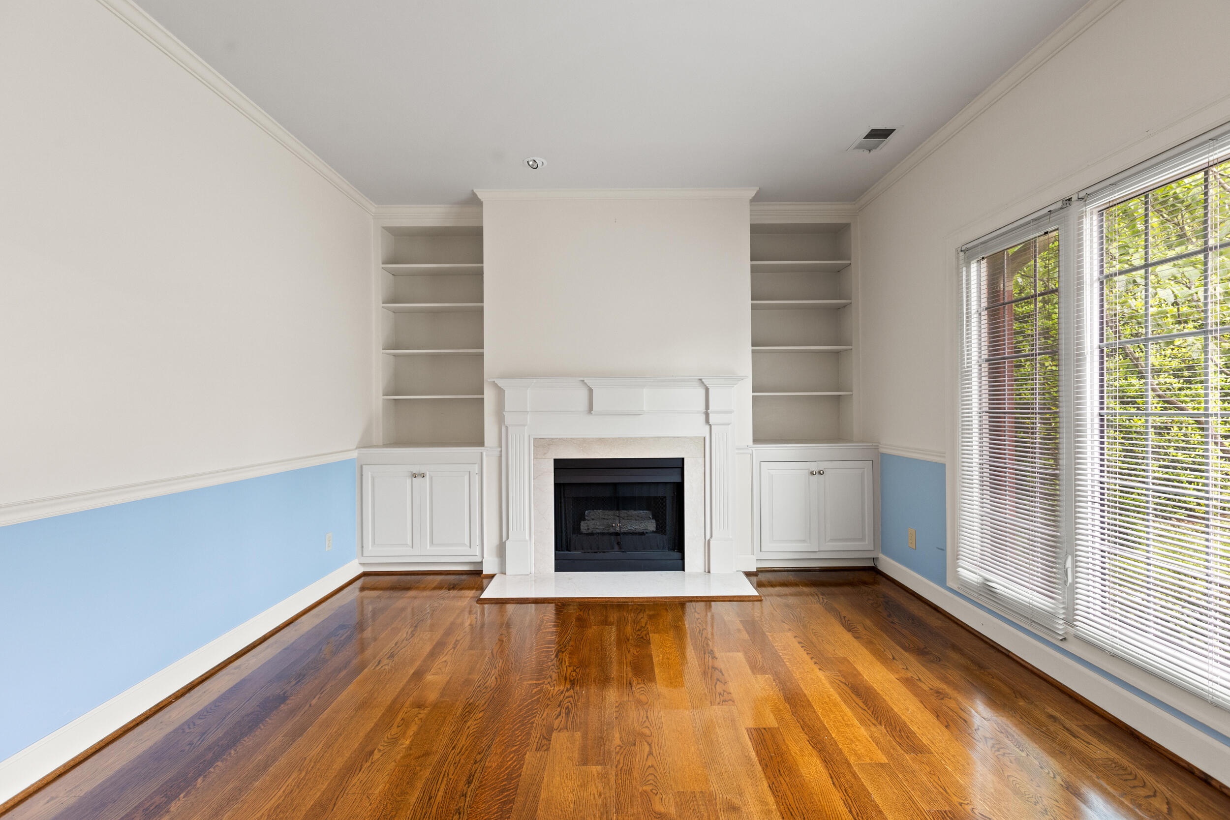 2901 Tabor Oaks Lane