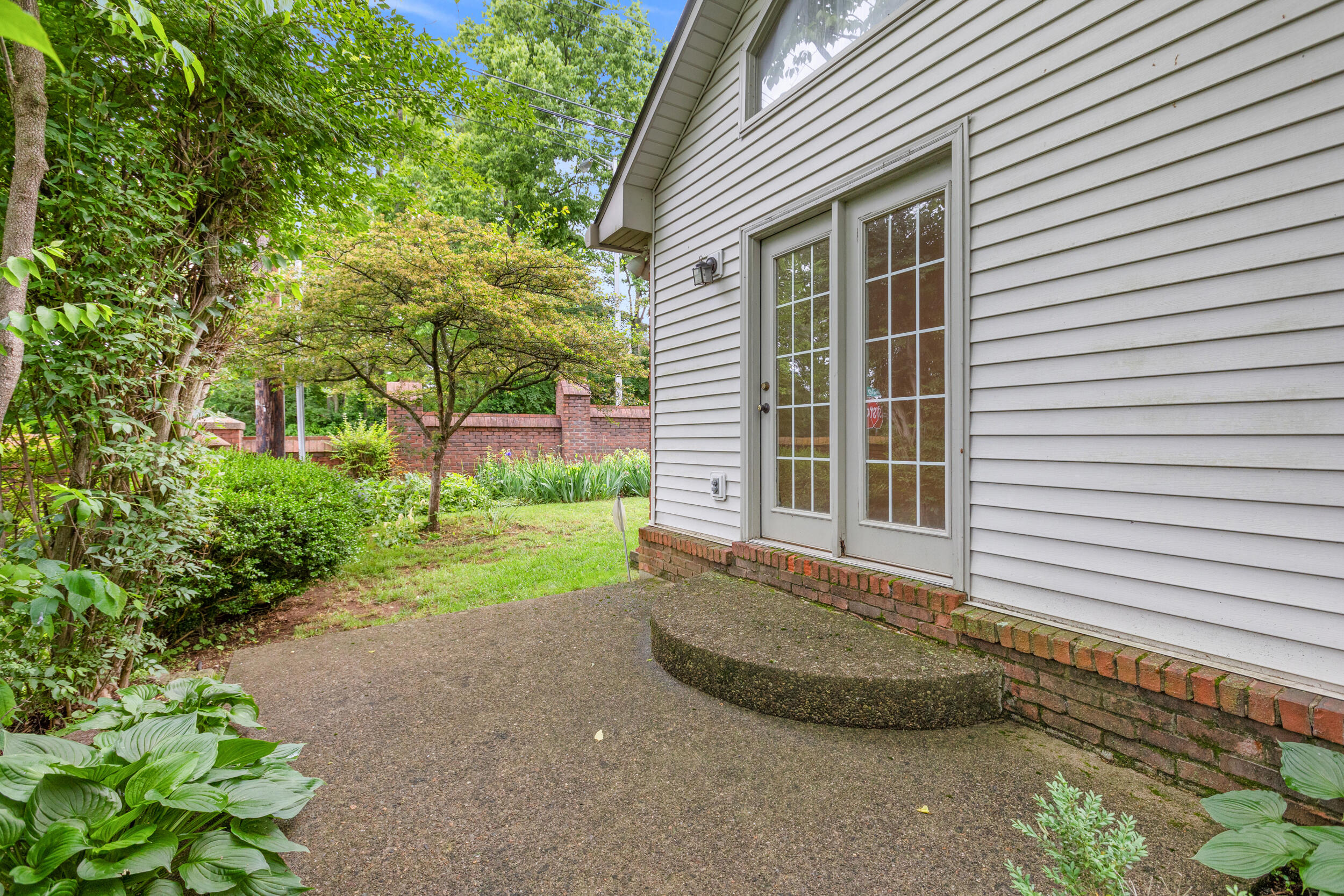 2901 Tabor Oaks Lane