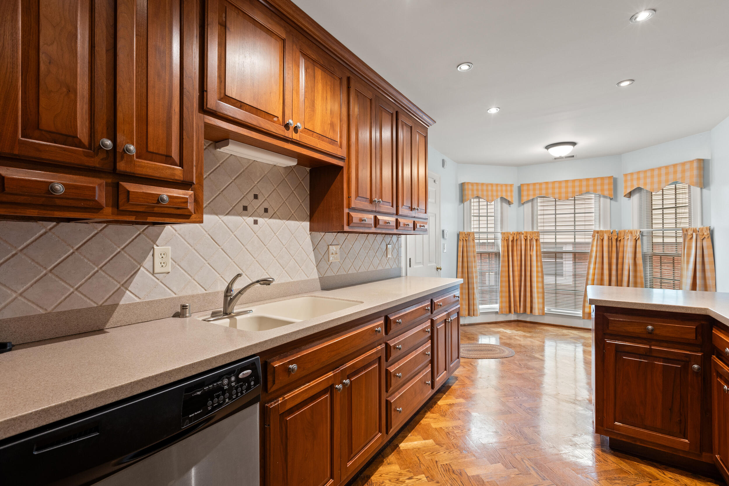 2901 Tabor Oaks Lane