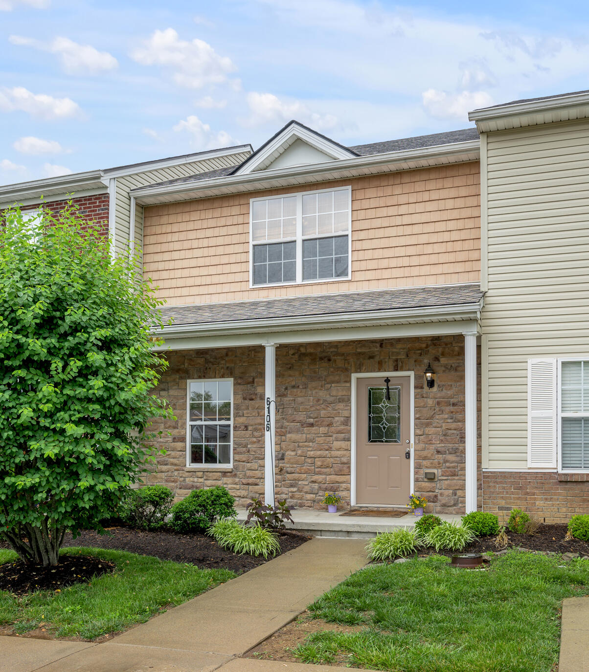 3855 Lochdale Terrace, 6106