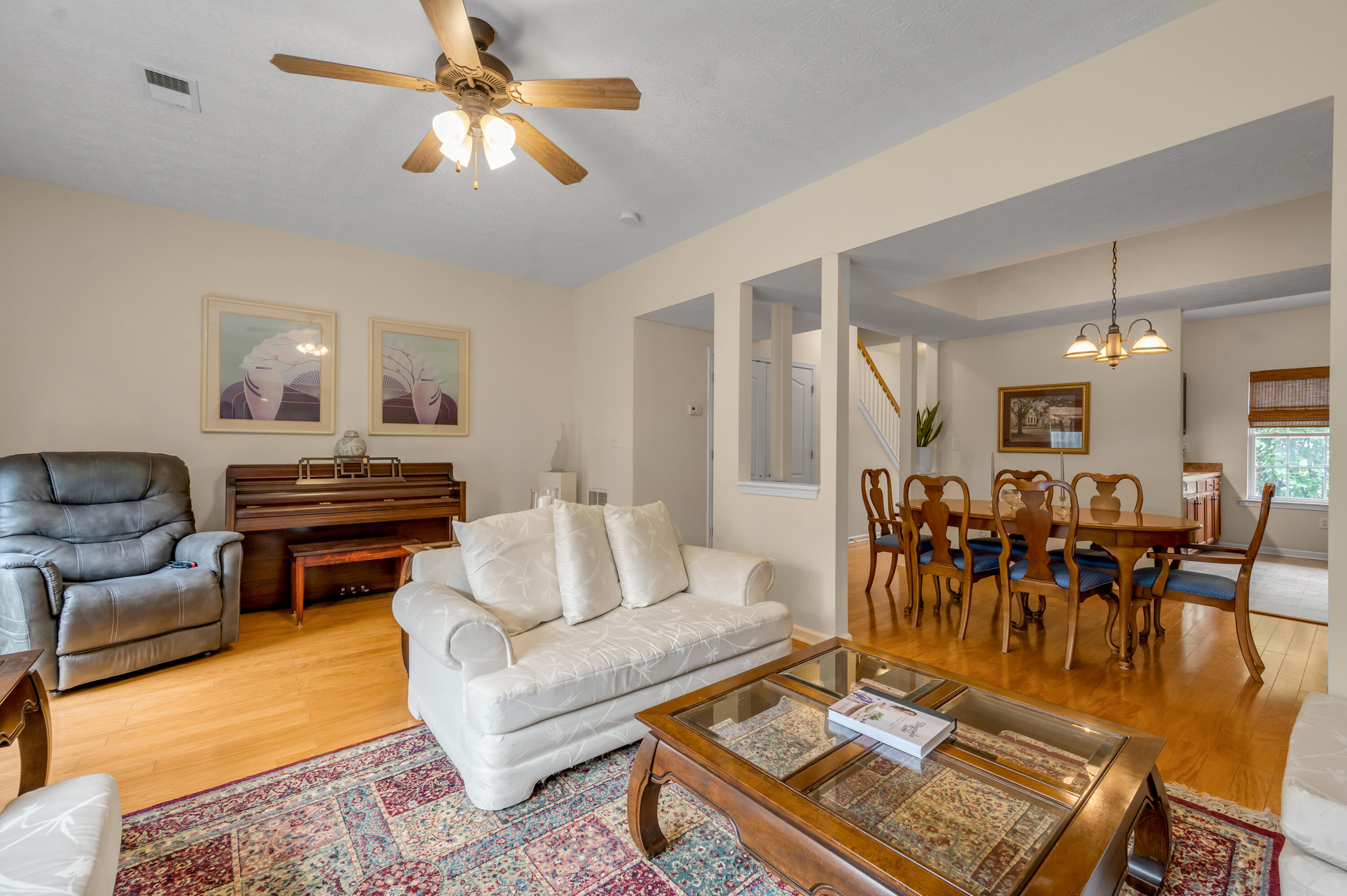 3855 Lochdale Terrace, 6106