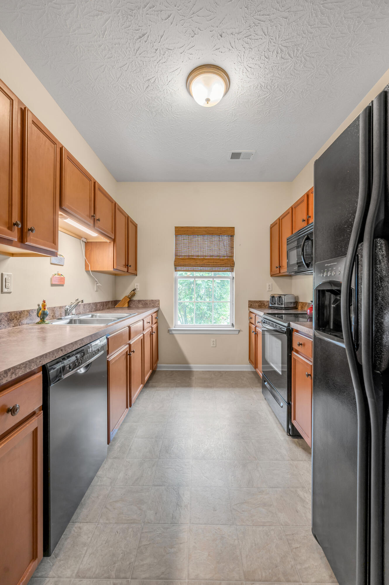 3855 Lochdale Terrace, 6106