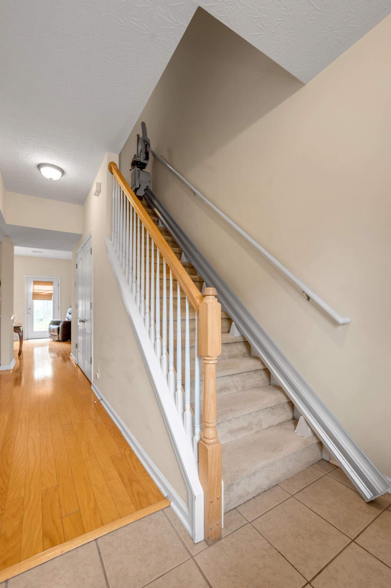 3855 Lochdale Terrace, 6106