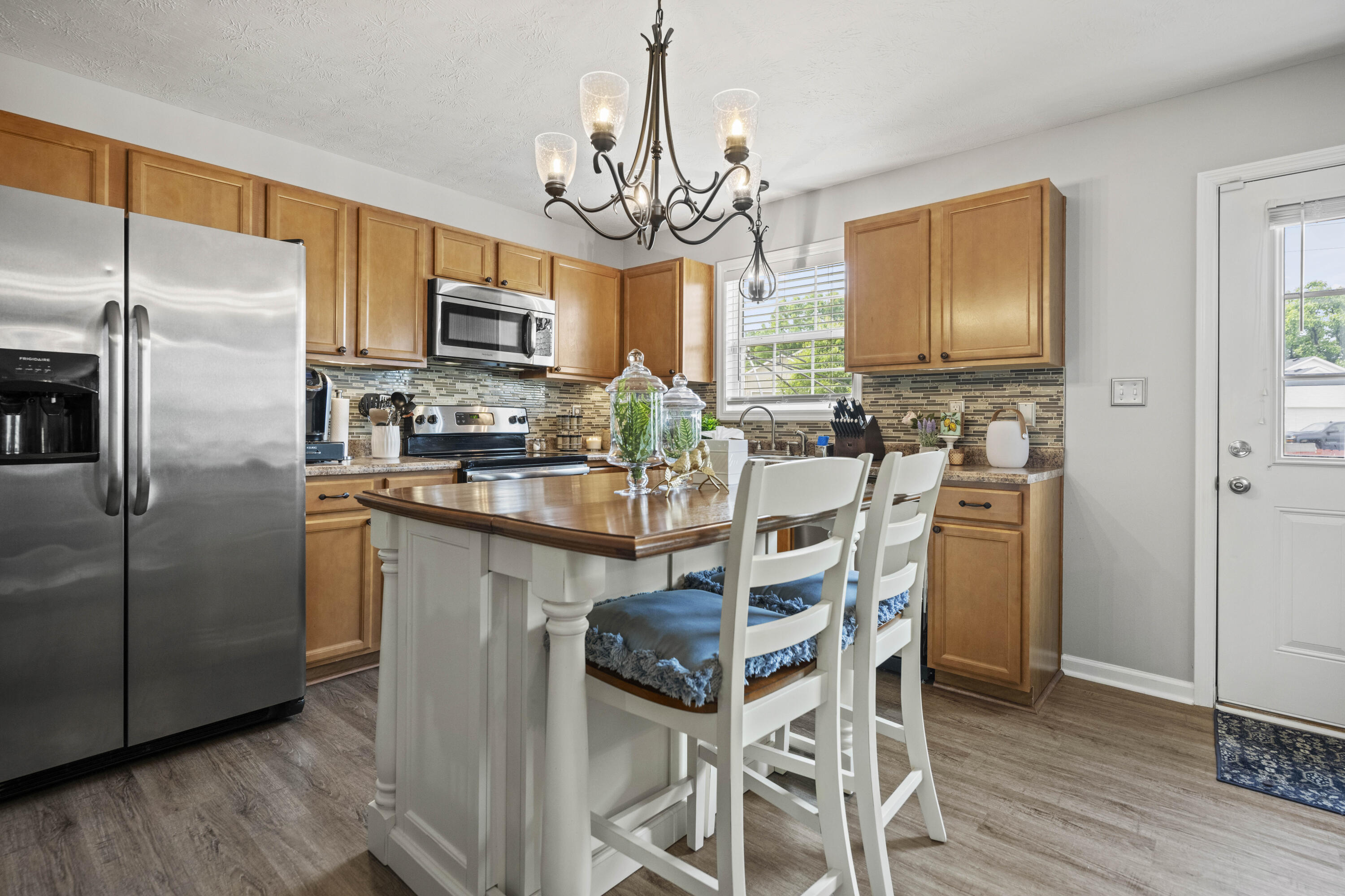 648 Walnut Creek Drive