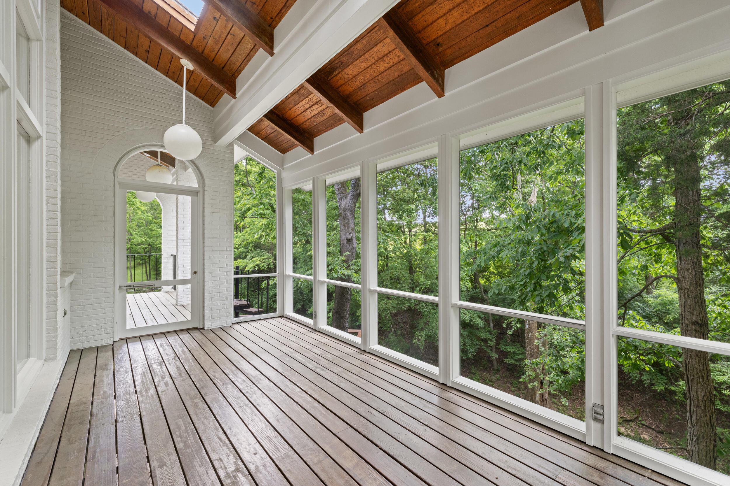 1715 Stonehaven Drive