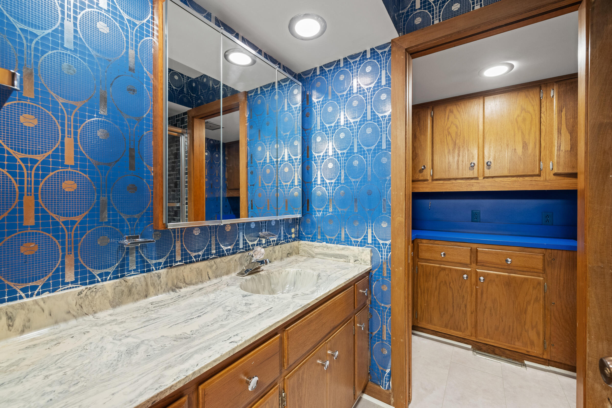 1715 Stonehaven Drive