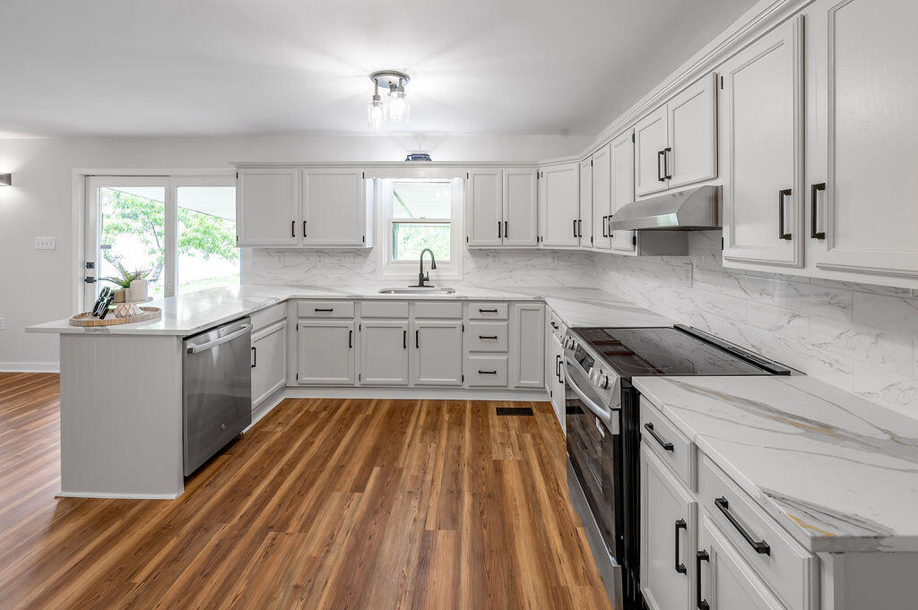 1126 Bunker Hill Road