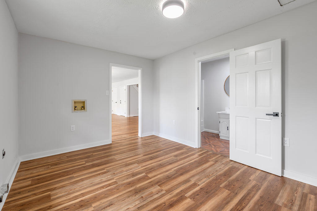 1126 Bunker Hill Road