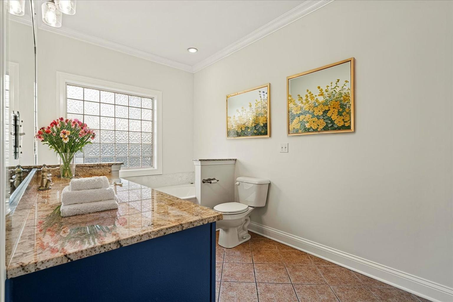 228 Chippendale Circle