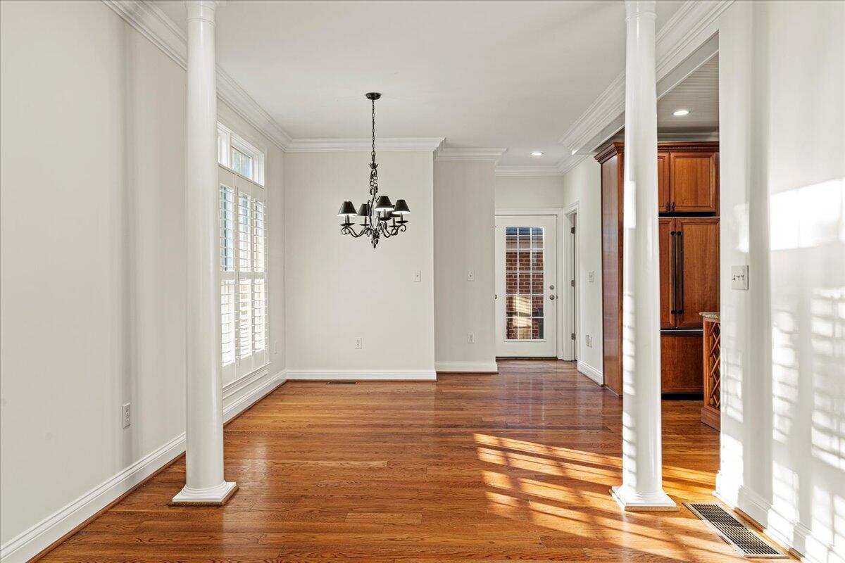 228 Chippendale Circle